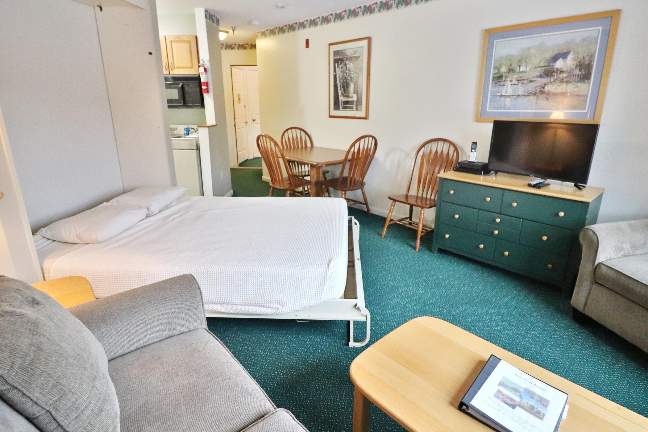 160 Deer Park Drive Unit: Unit 142A