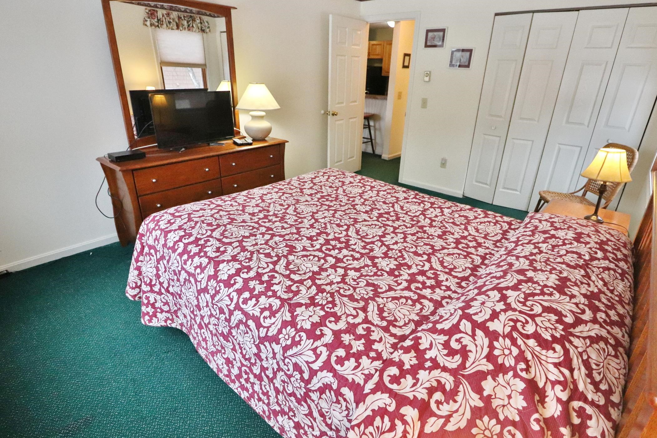160 Deer Park Drive Unit: Unit 142A