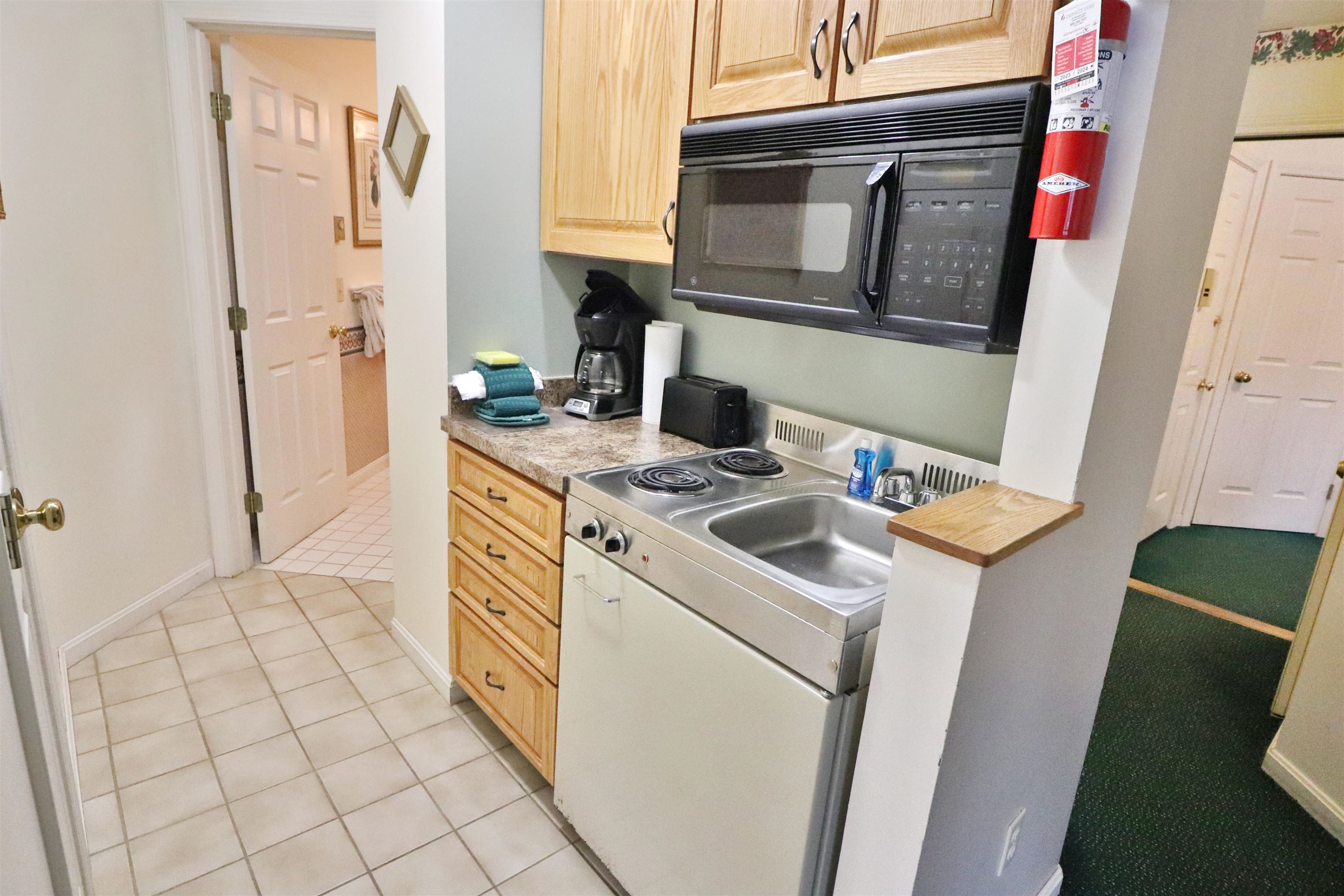160 Deer Park Drive Unit: Unit 142A