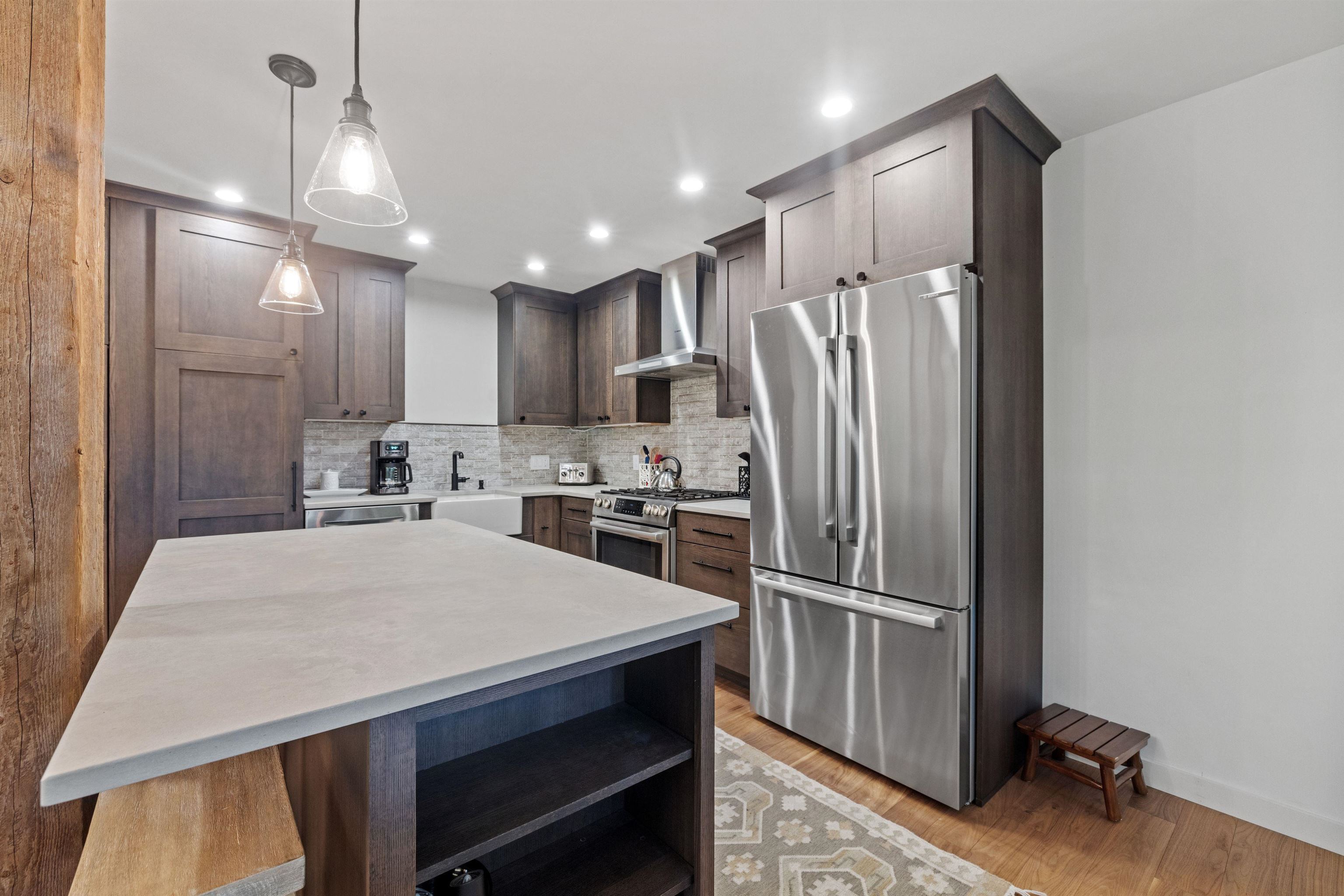 119 Clearbrook Road Unit: 1