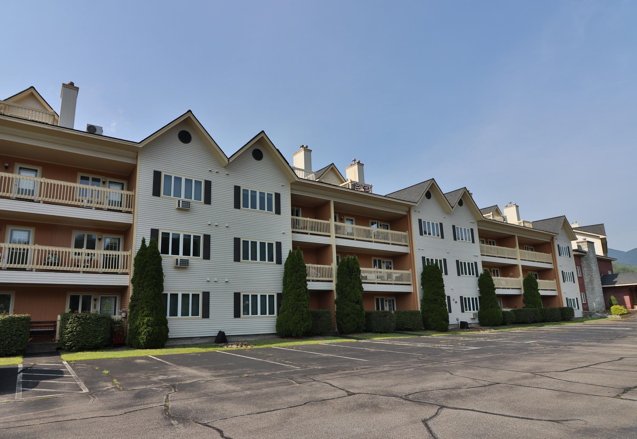 227 Main Street Unit: 106