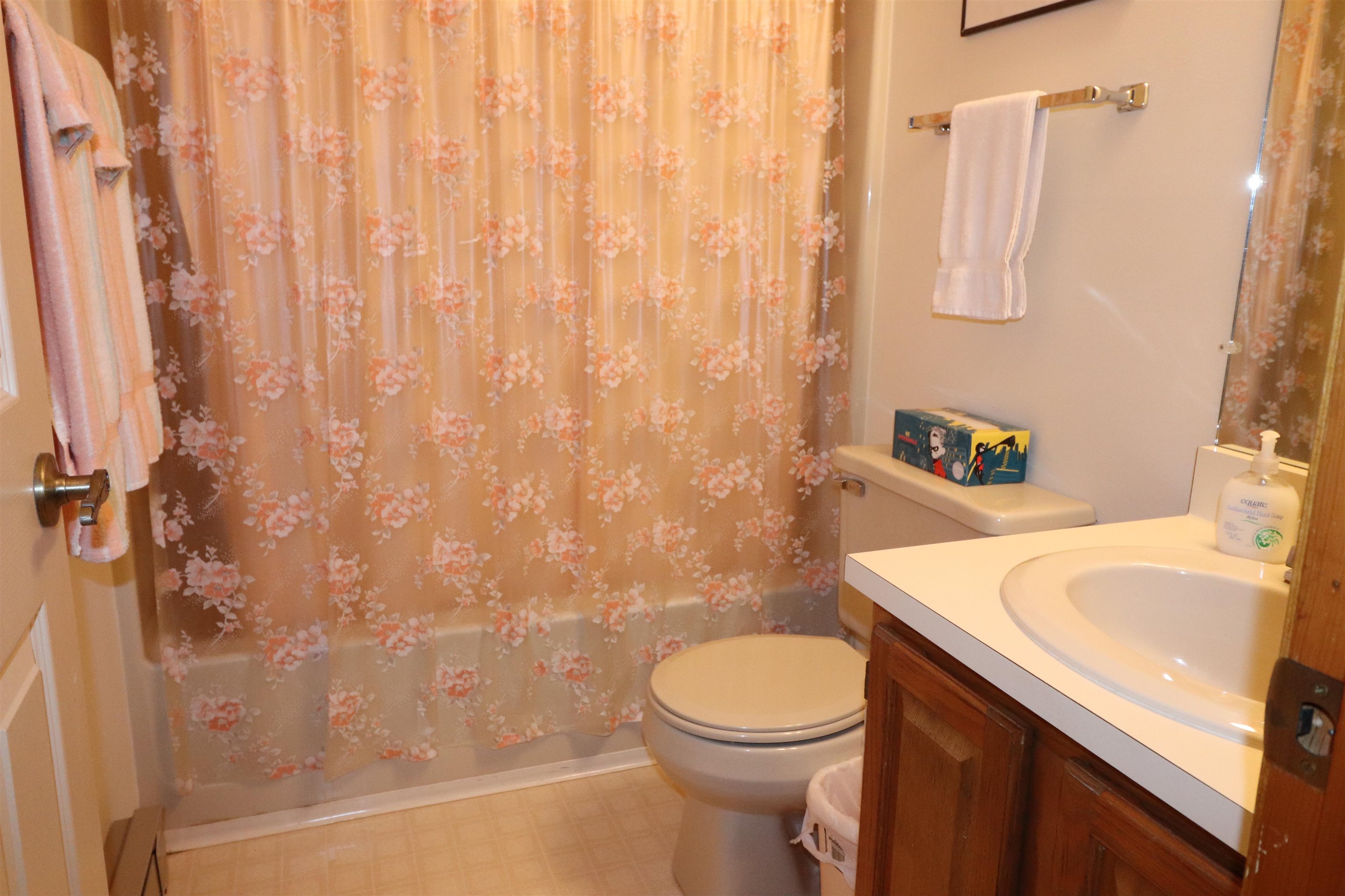 33 Riverfront Drive Unit: 253