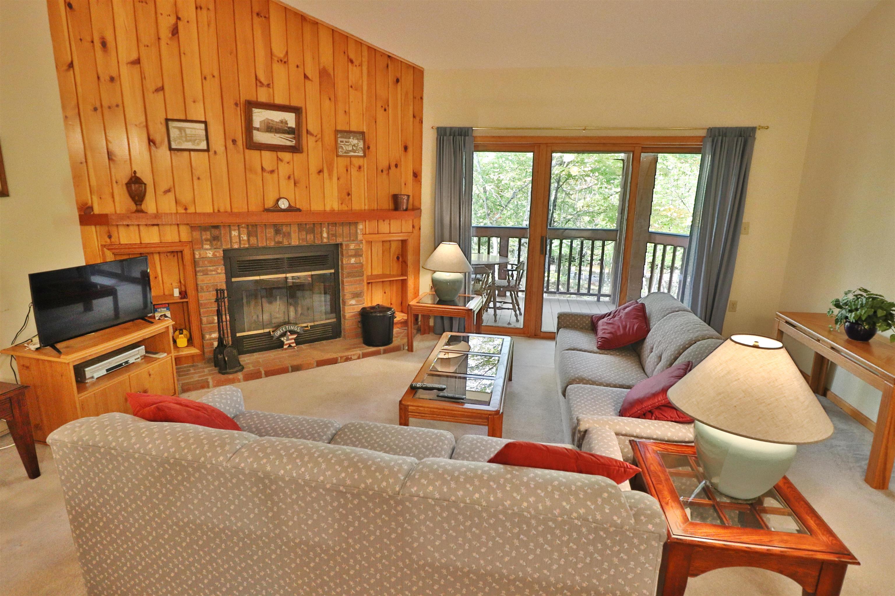 33 Riverfront Drive Unit: 253