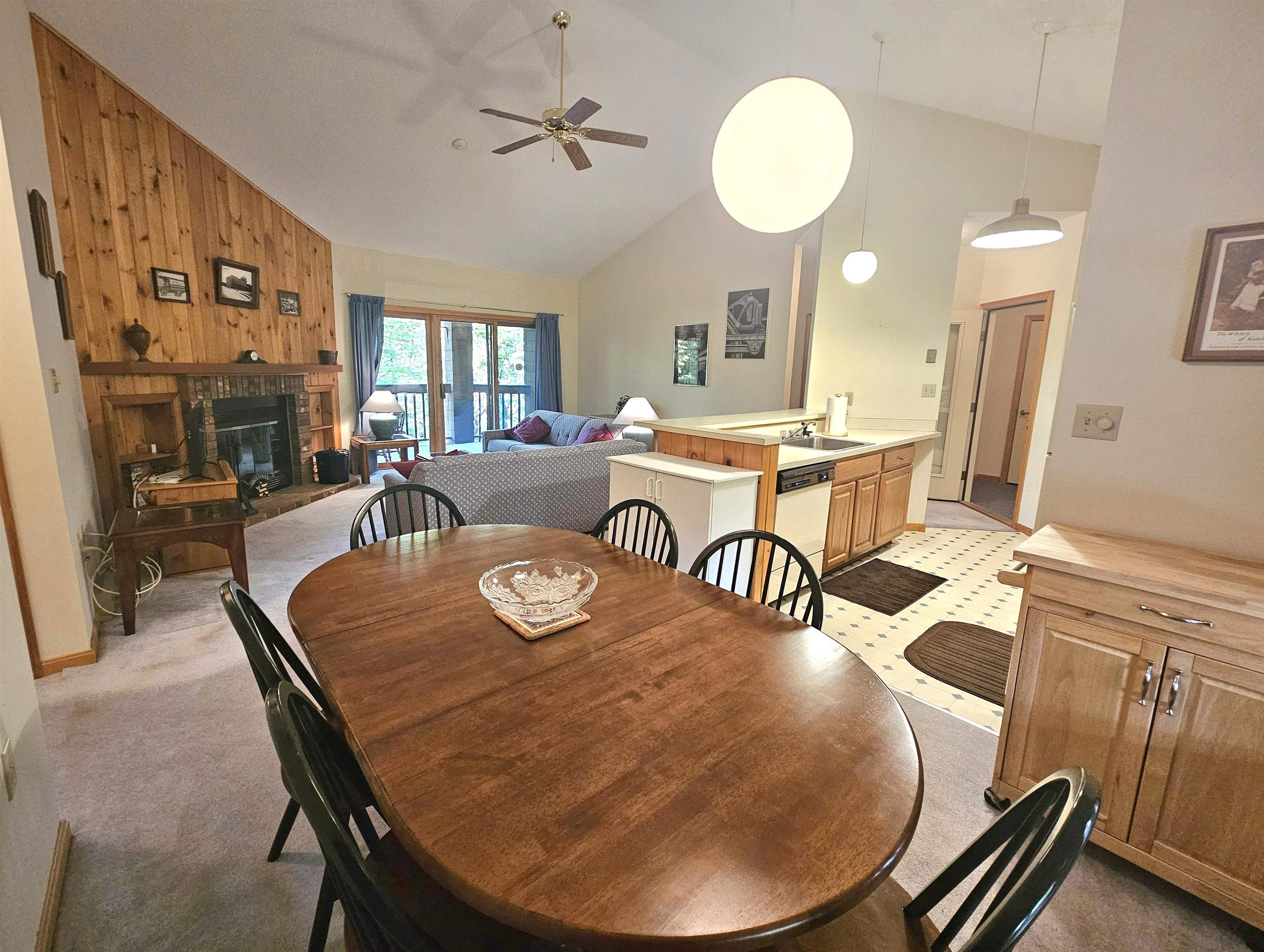 33 Riverfront Drive Unit: 253