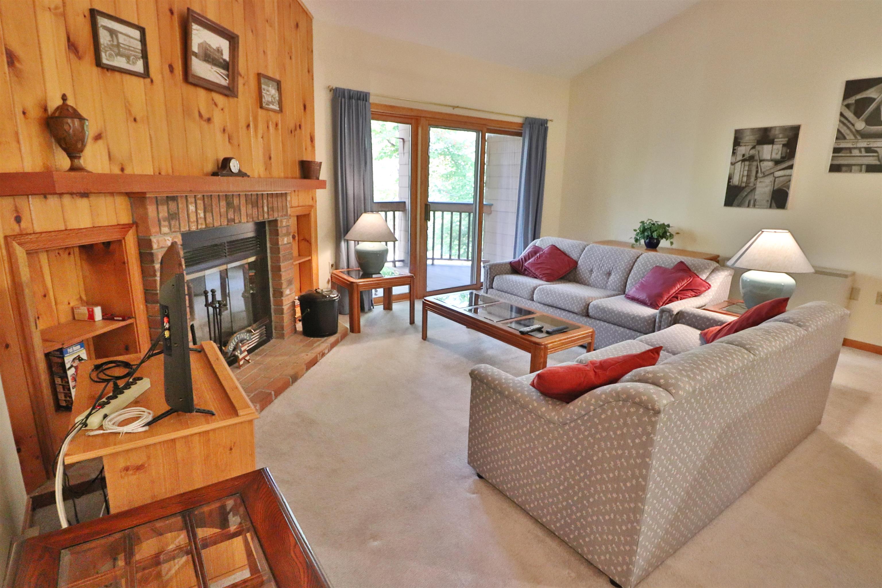 33 Riverfront Drive Unit: 253