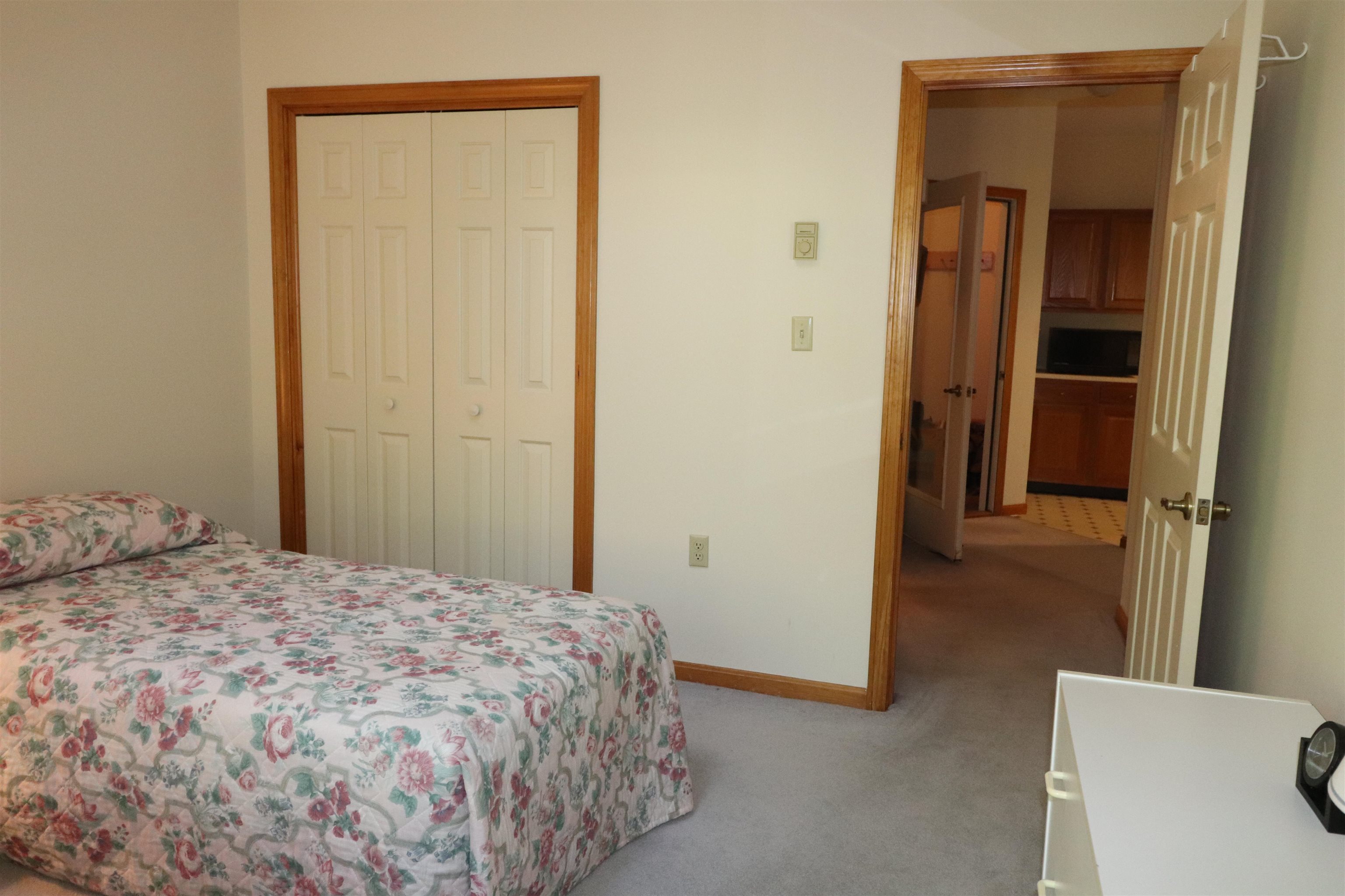 33 Riverfront Drive Unit: 253