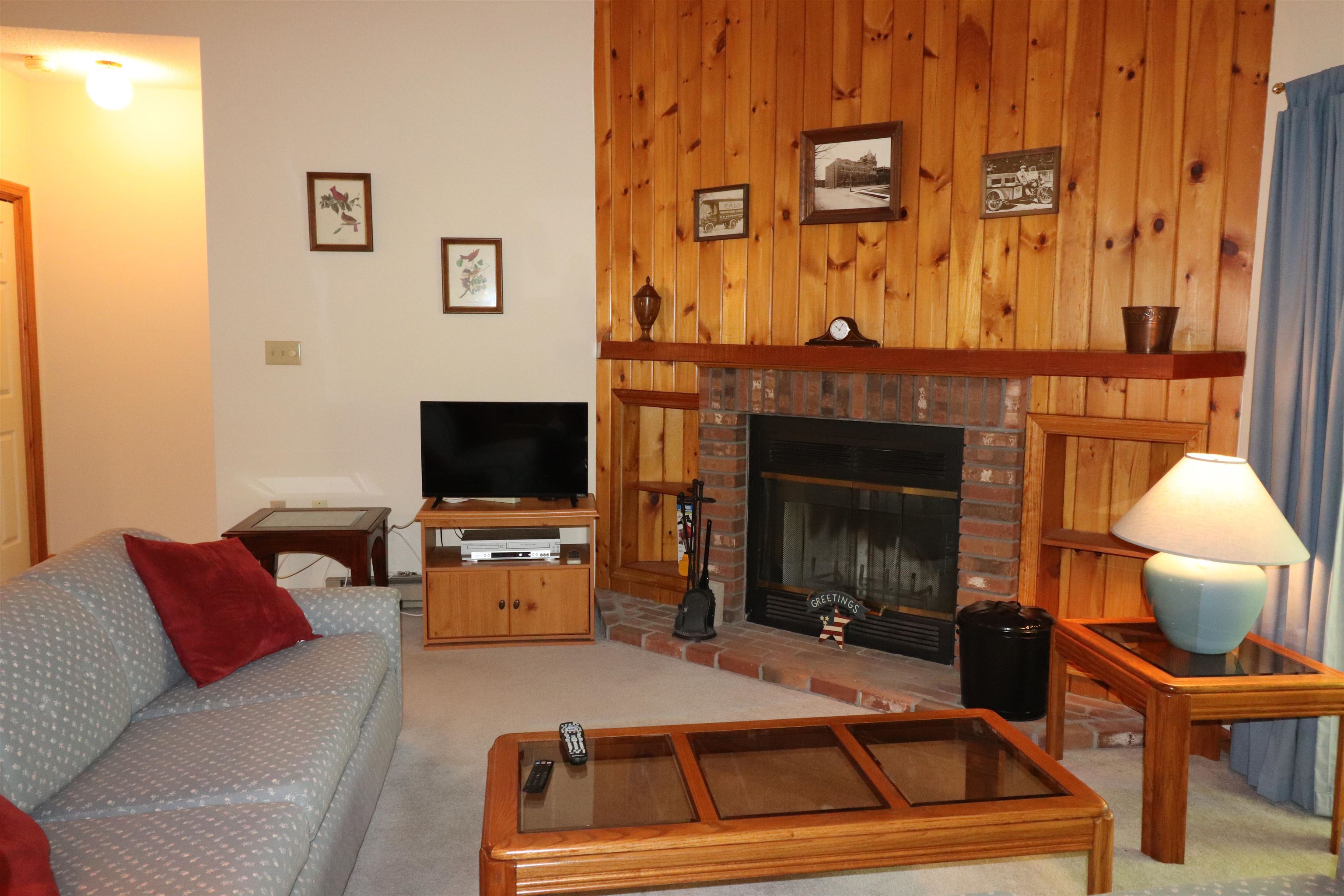 33 Riverfront Drive Unit: 253
