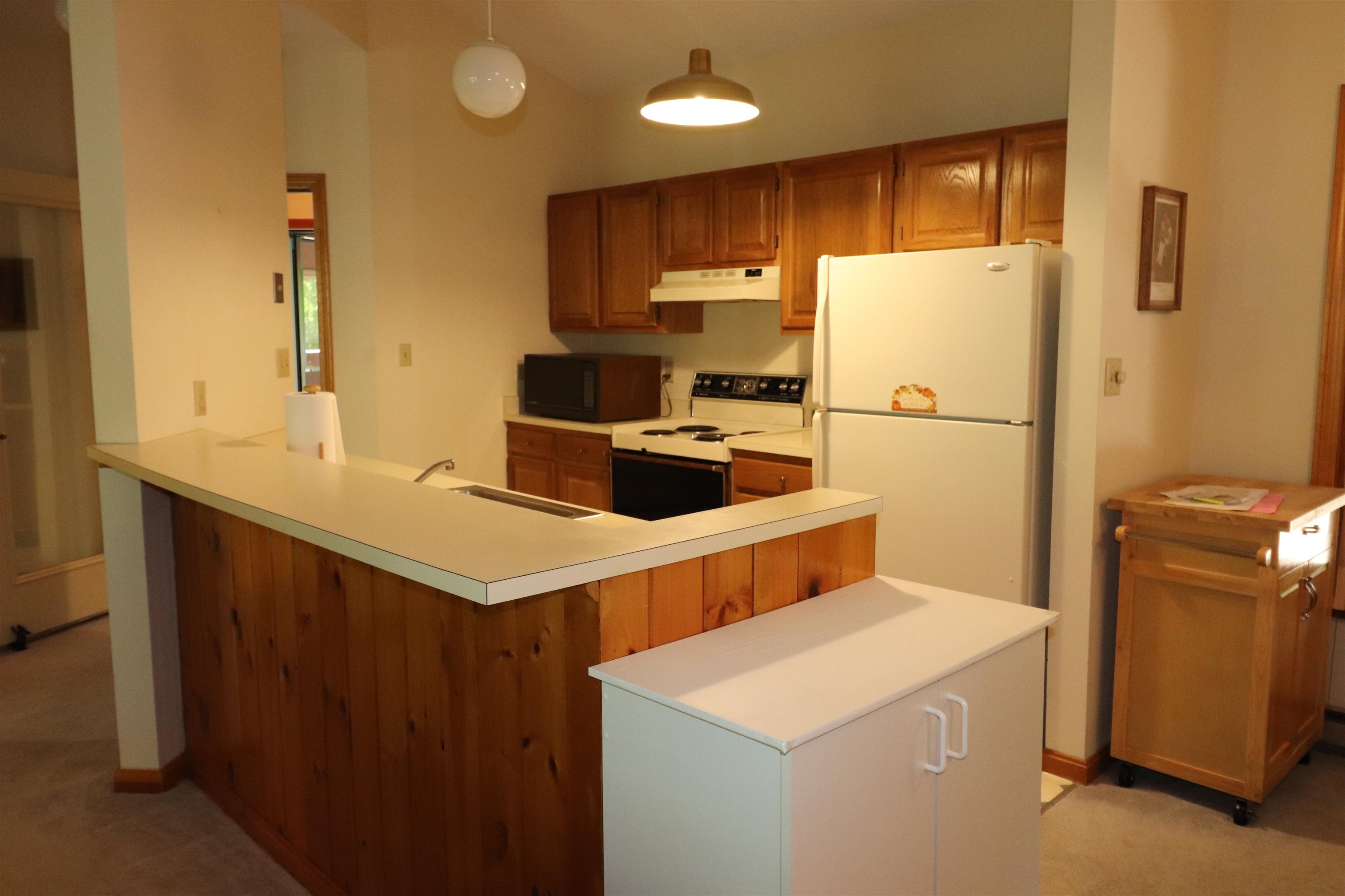 33 Riverfront Drive Unit: 253