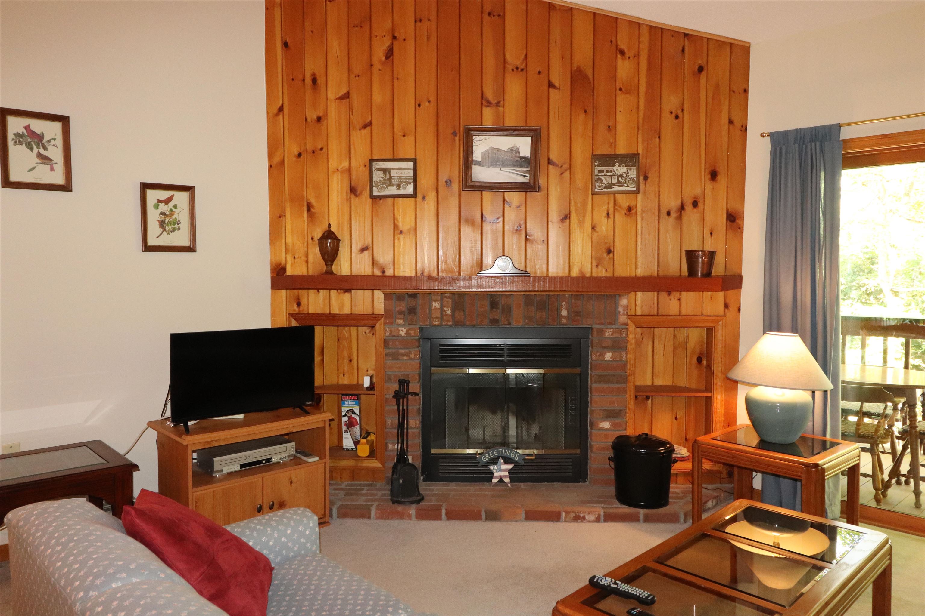 33 Riverfront Drive Unit: 253