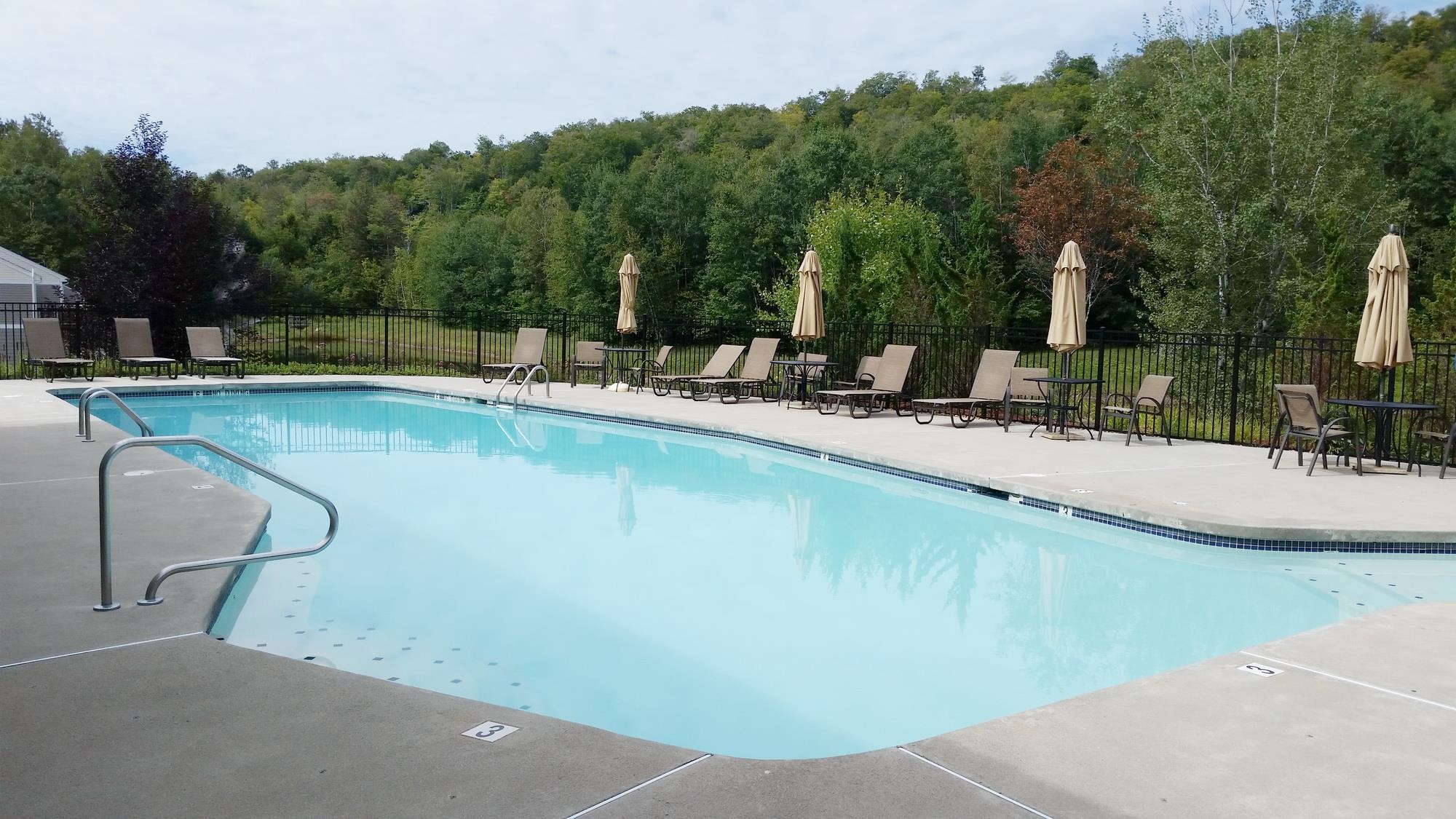 166 Forest Ridge Drive Unit: 1