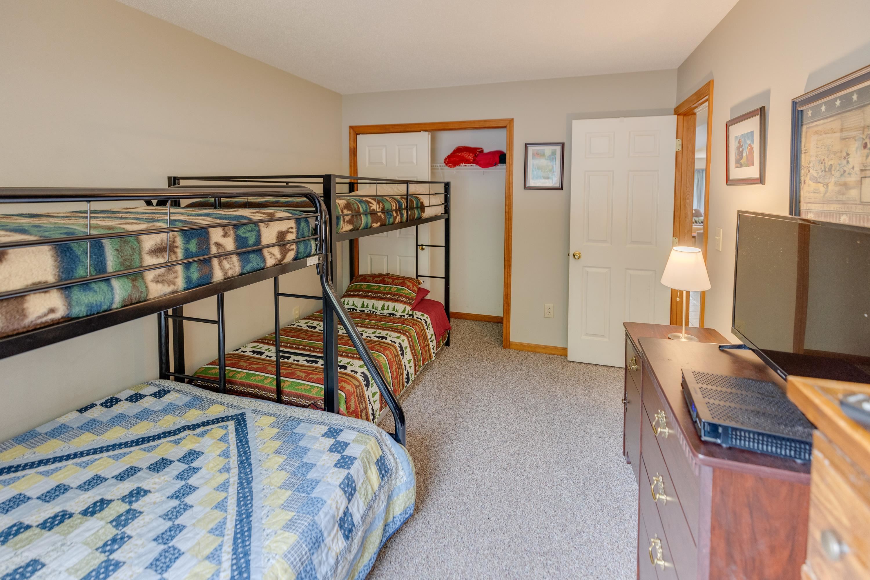 166 Forest Ridge Drive Unit: 1