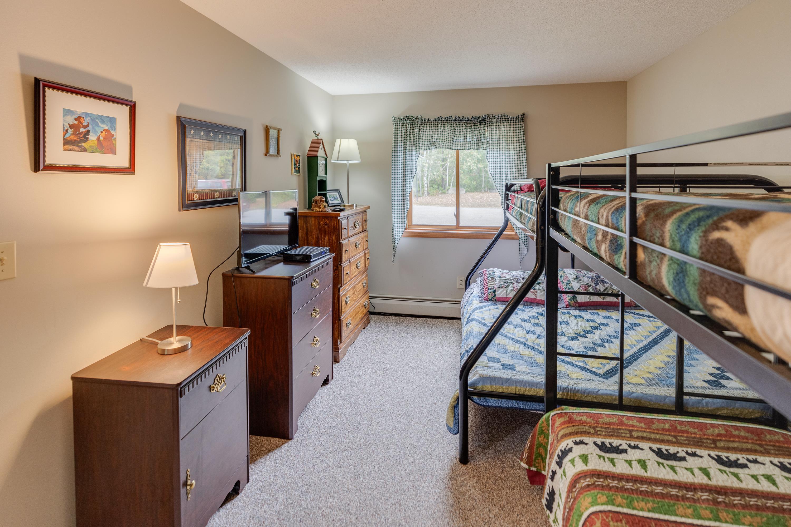 166 Forest Ridge Drive Unit: 1