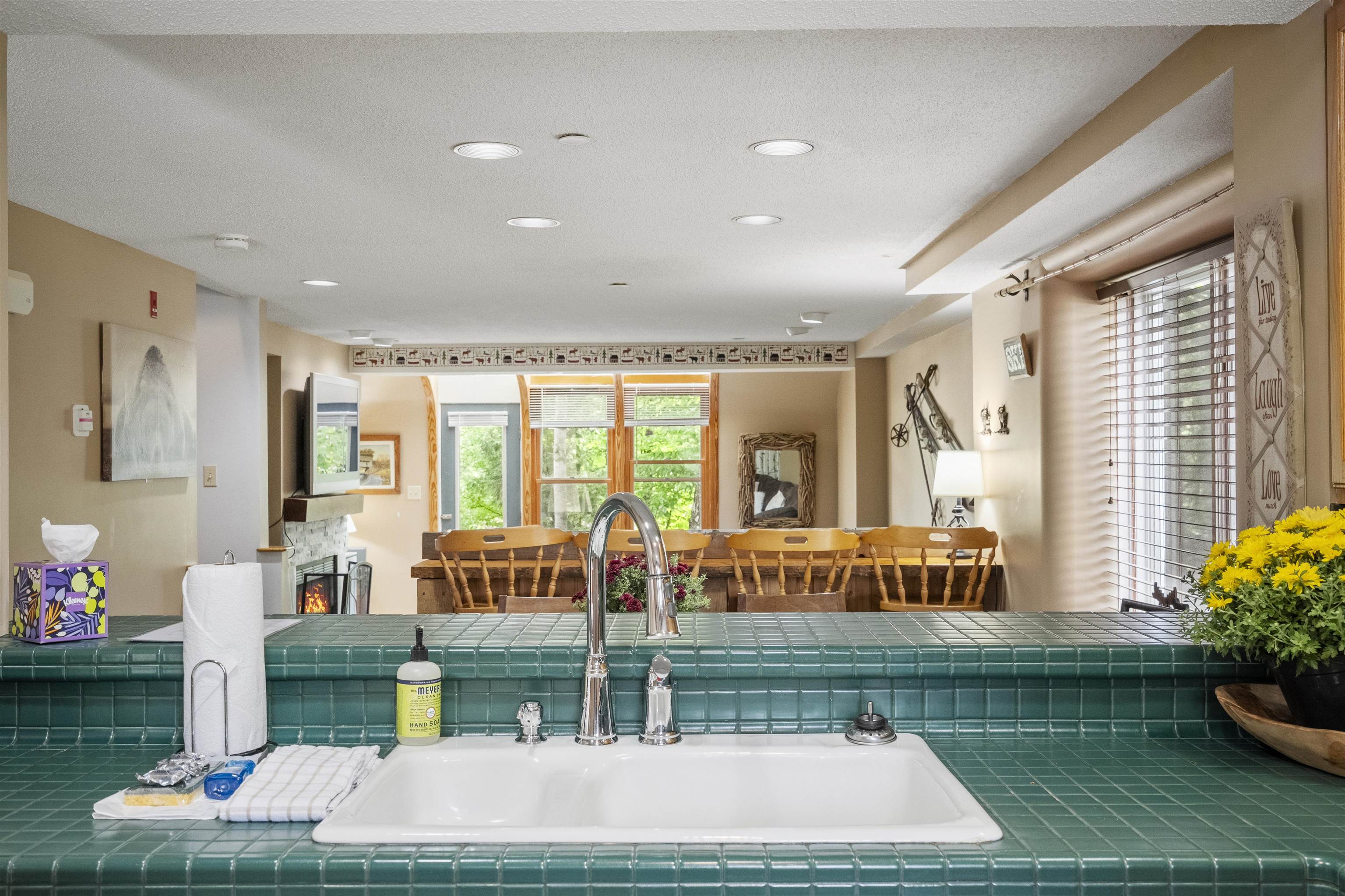 10 Bunker Lane Unit: 114