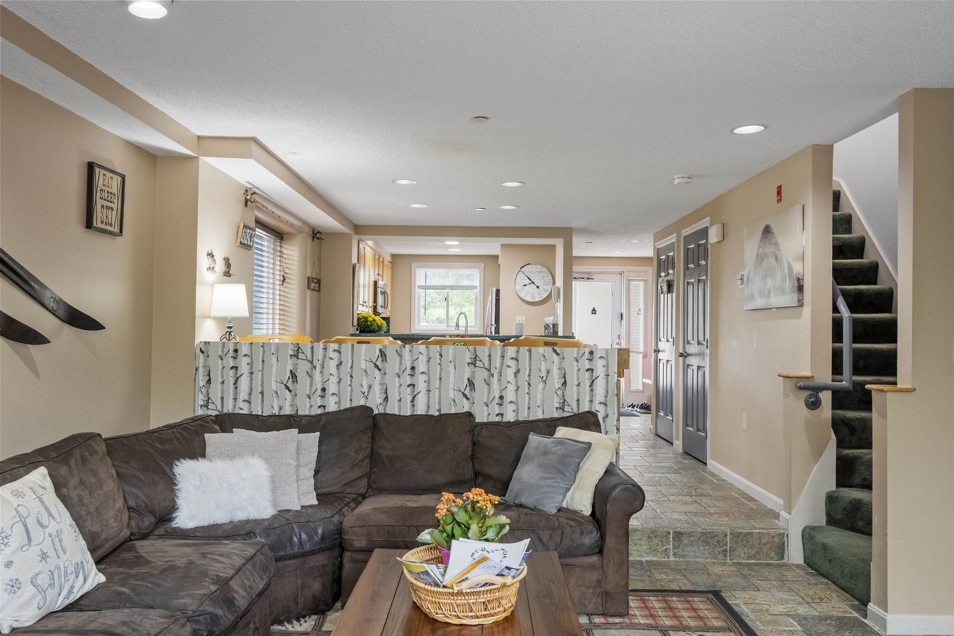 10 Bunker Lane Unit: 114