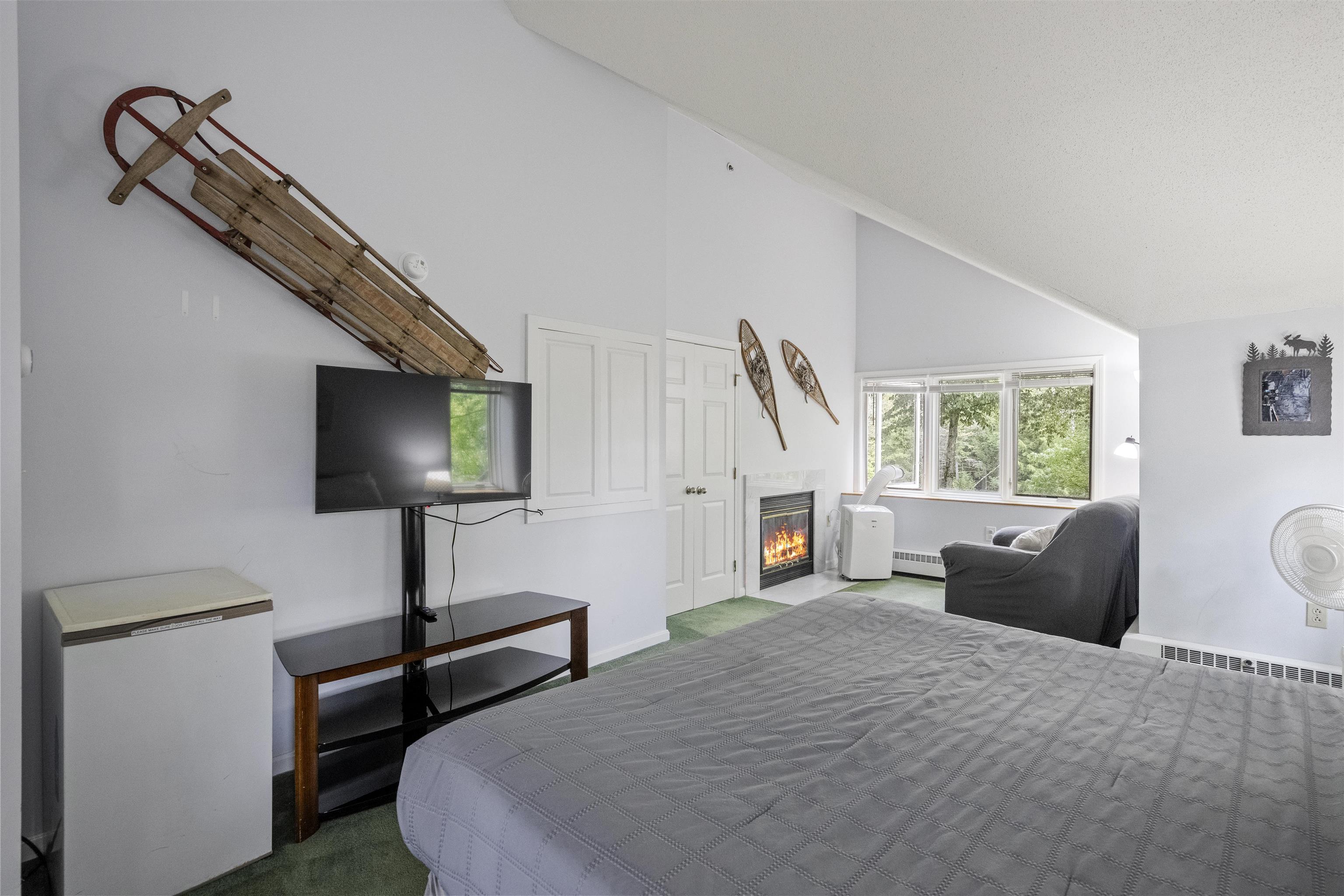 10 Bunker Lane Unit: 114