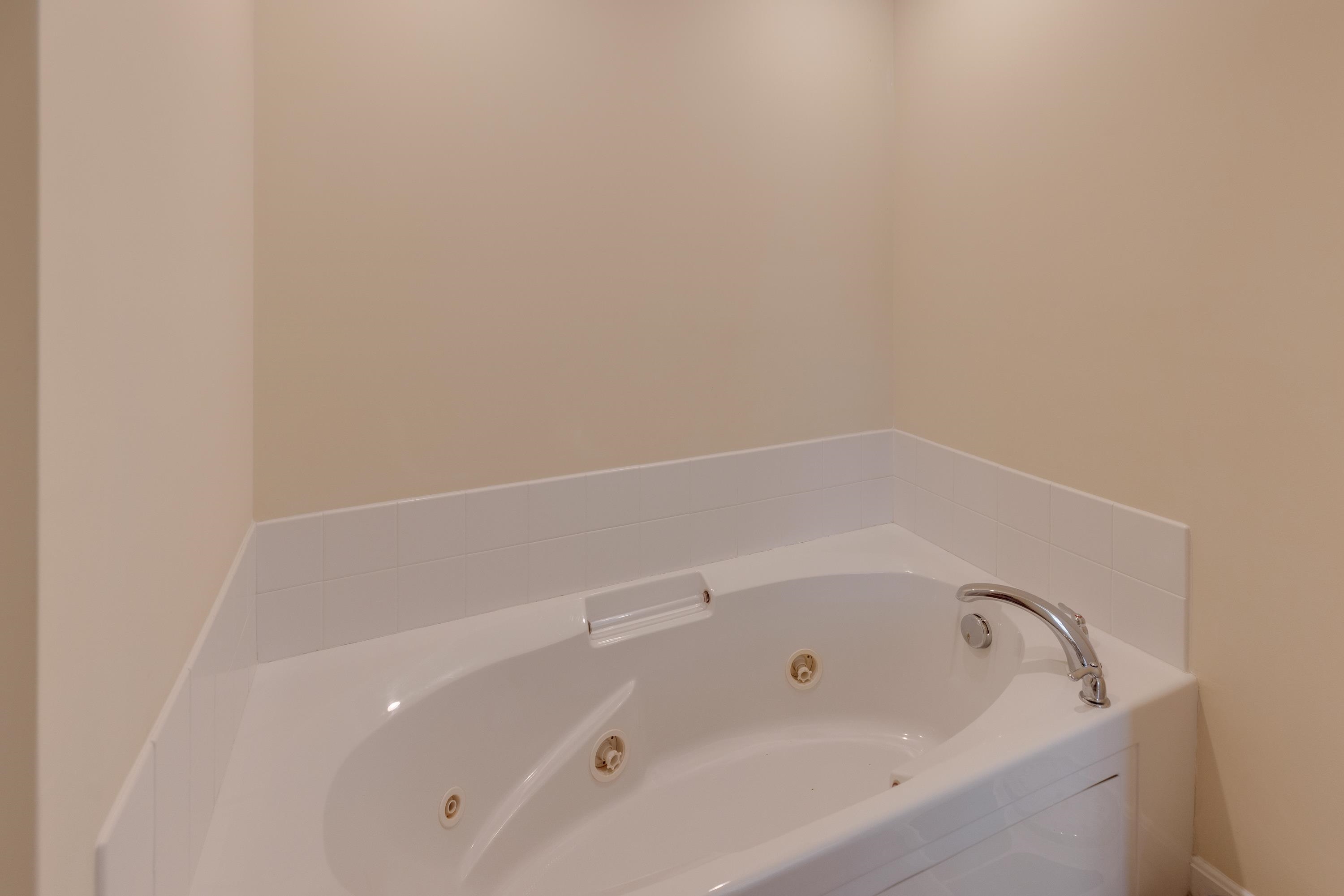124B Woodland Loop