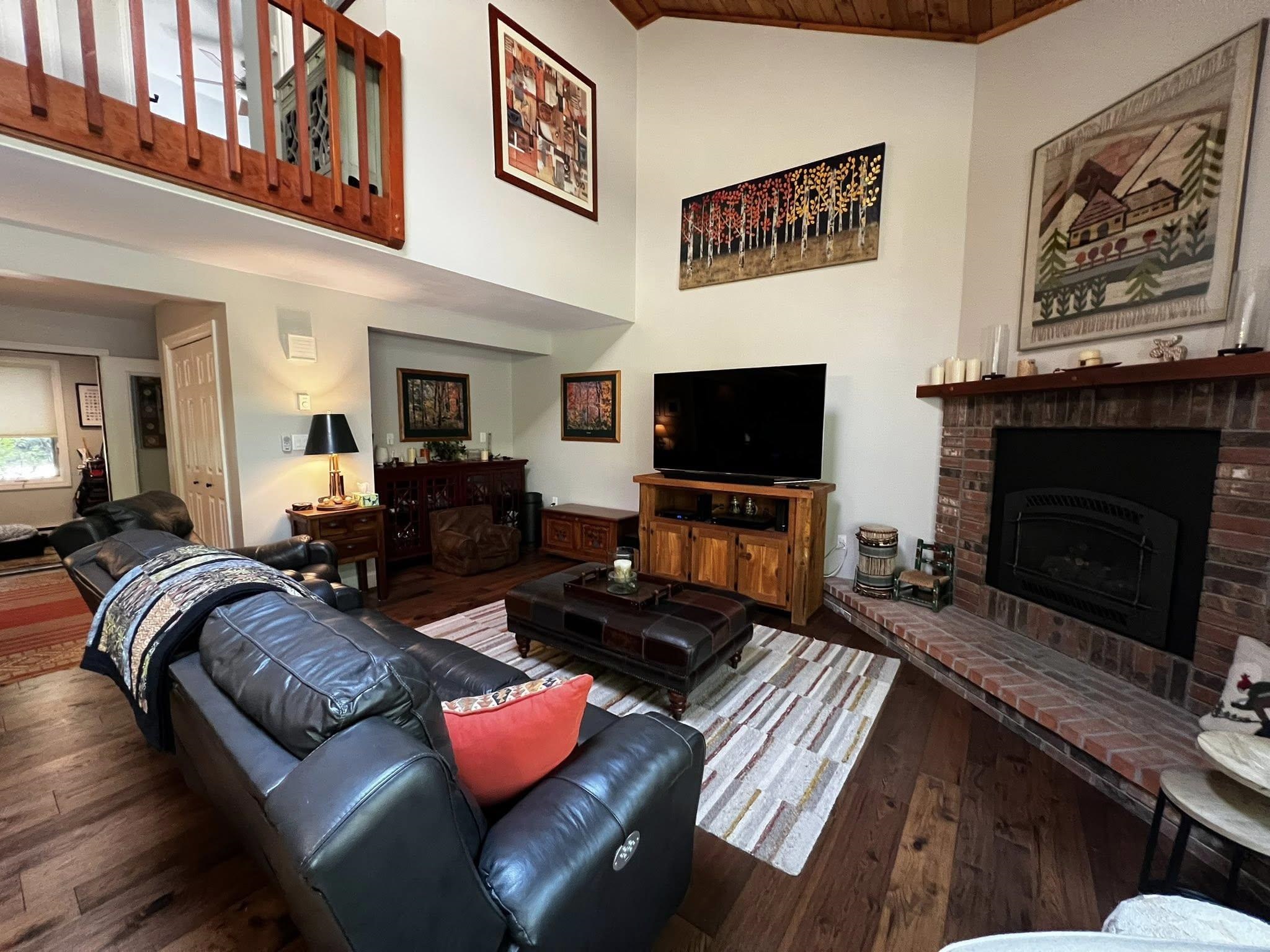 18 Cascade Drive Unit: 278