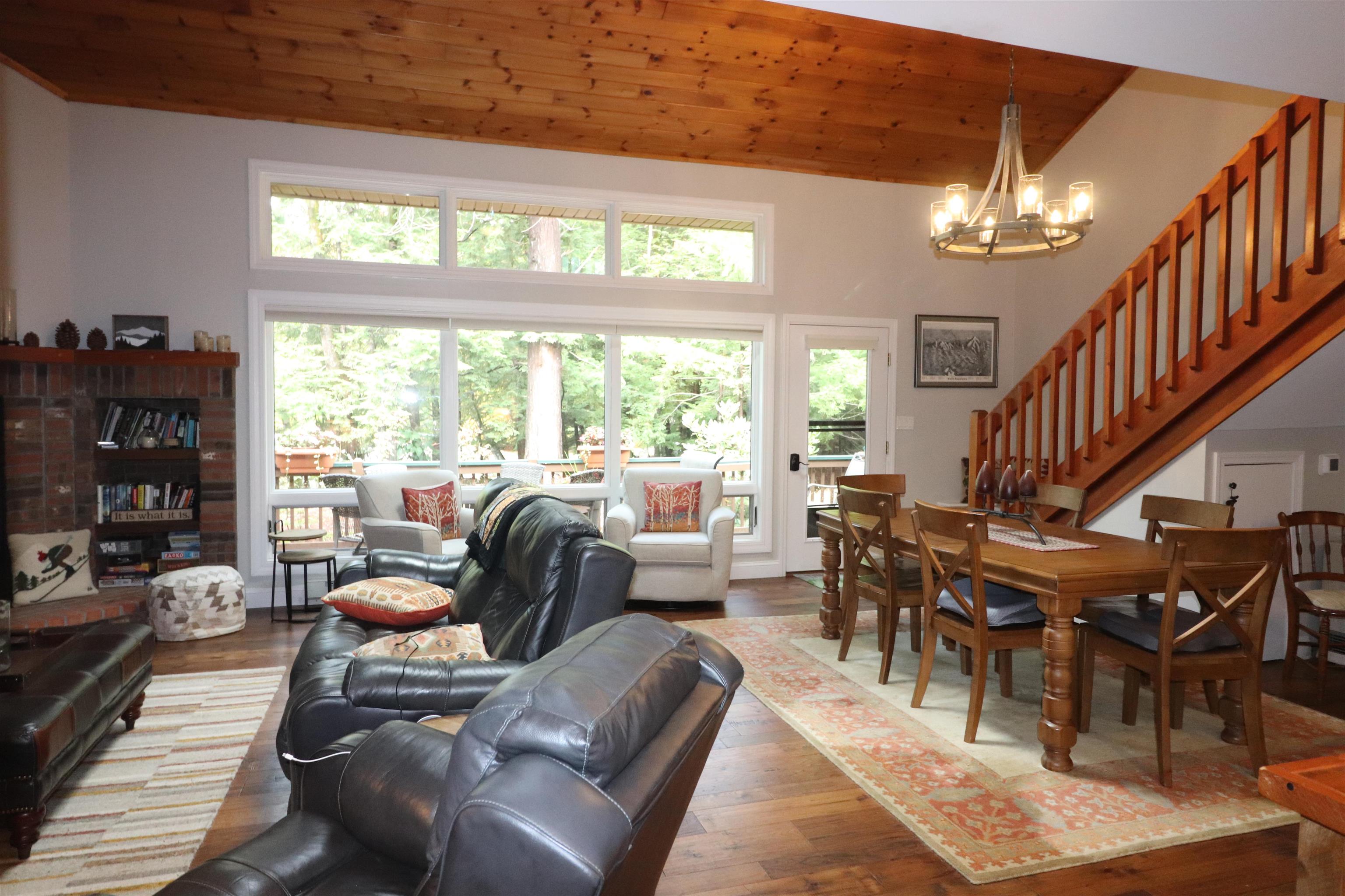 18 Cascade Drive Unit: 278