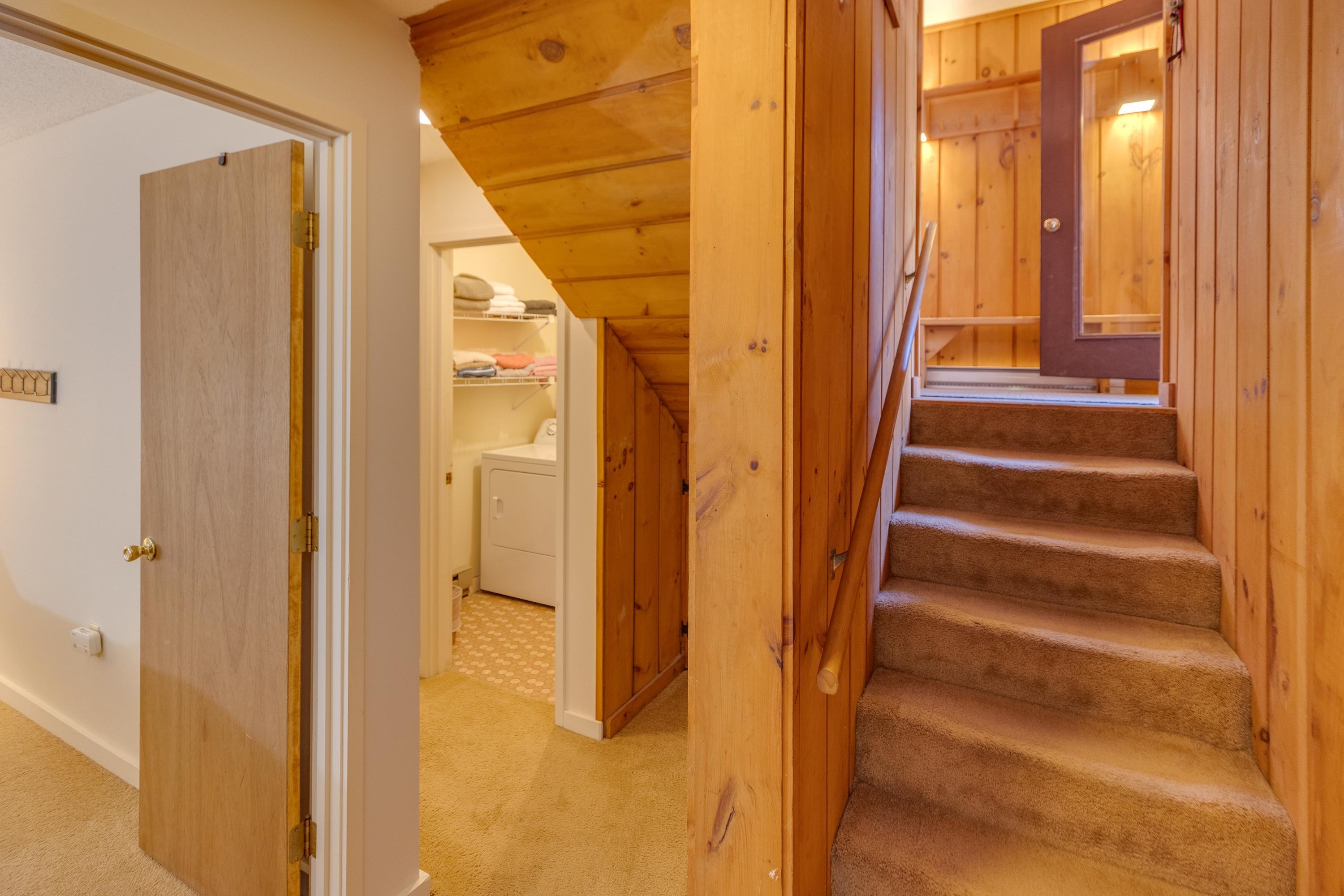 89 Clearbrook Road Unit: 2