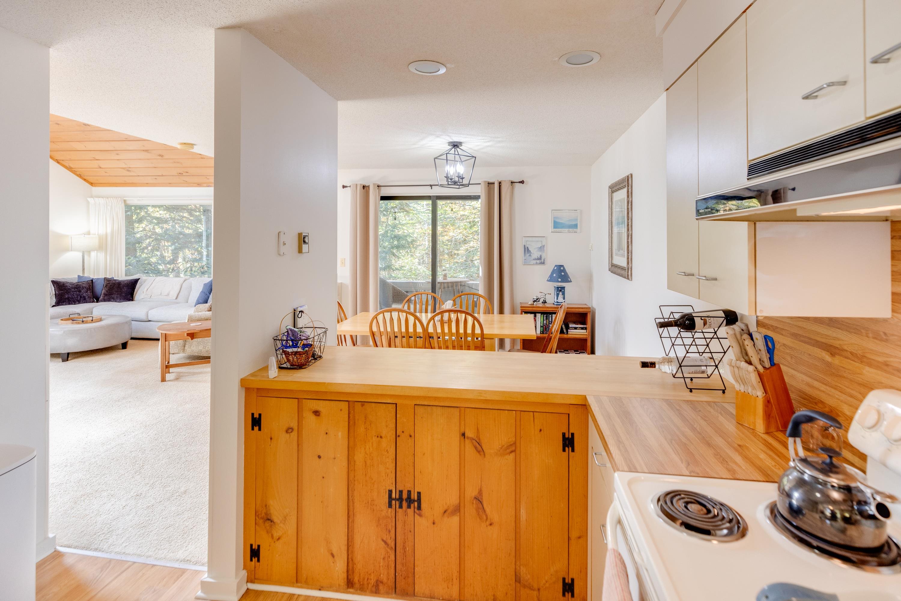 89 Clearbrook Road Unit: 2