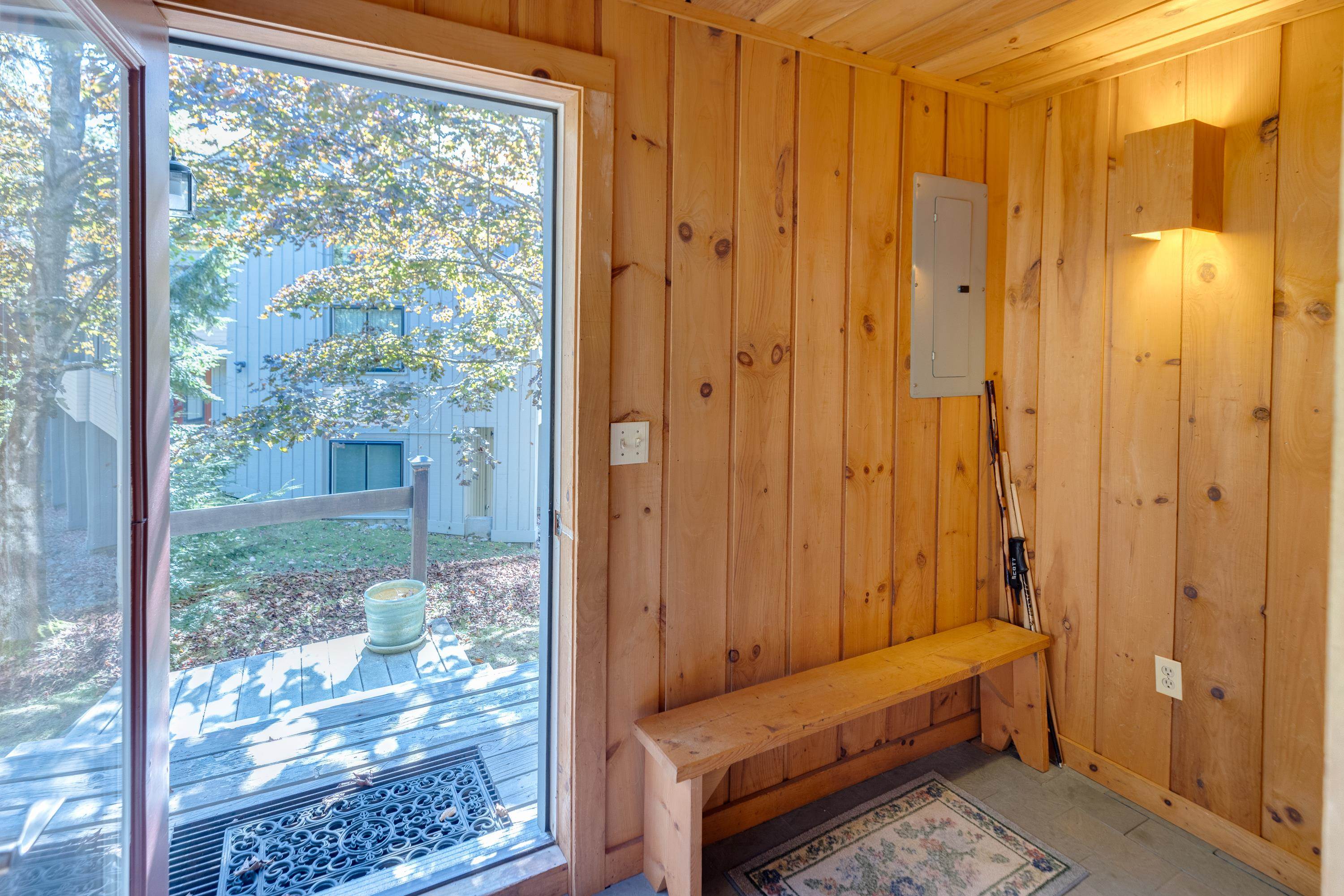 89 Clearbrook Road Unit: 2