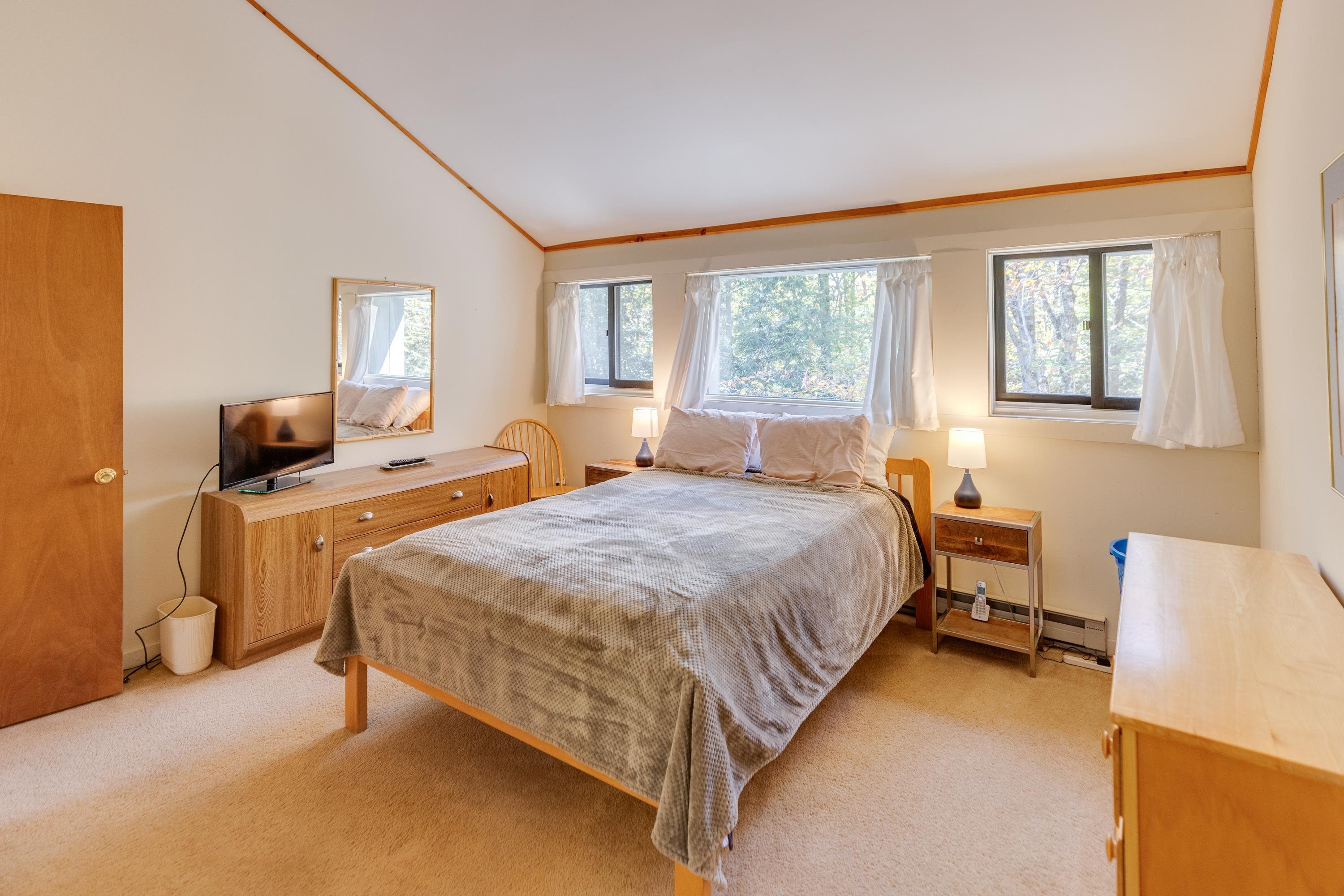 89 Clearbrook Road Unit: 2