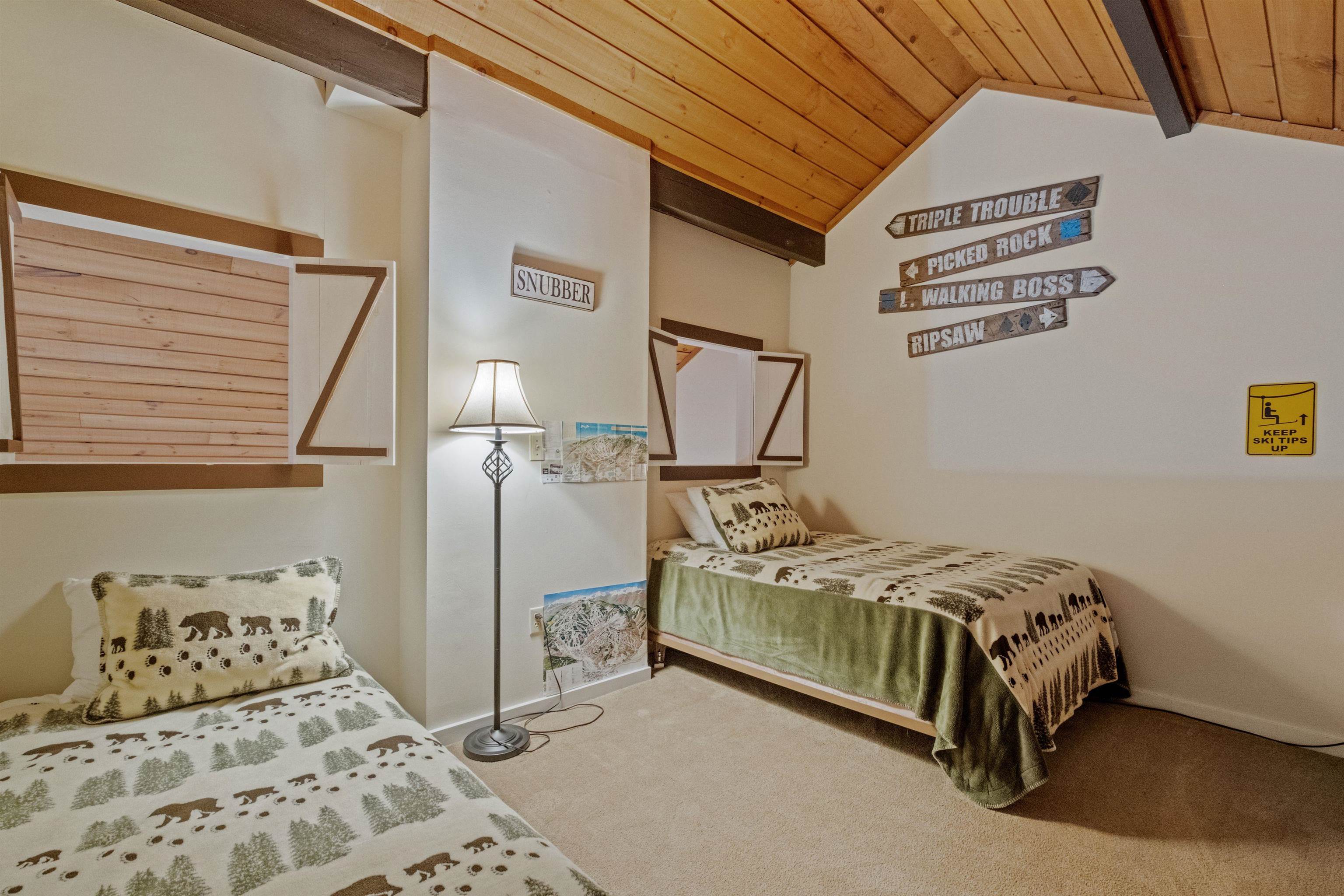 24 Hardwood Ridge Road Unit: 1