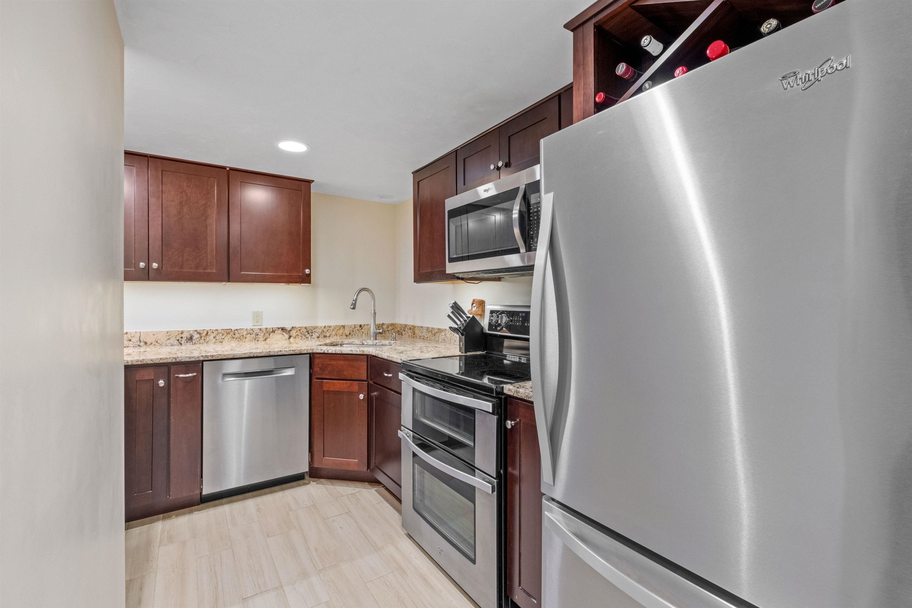 24 Hardwood Ridge Road Unit: 1