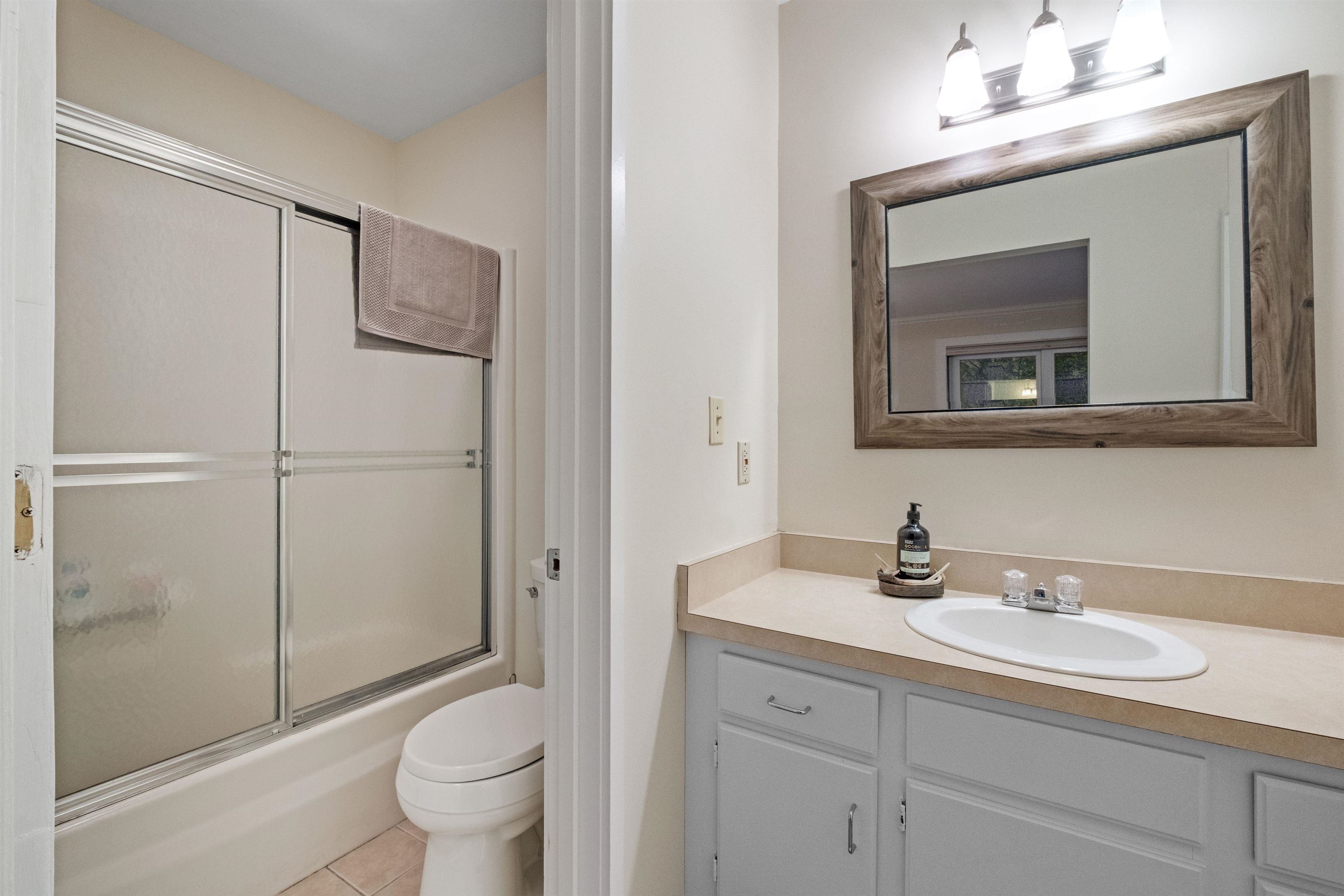 24 Hardwood Ridge Road Unit: 1