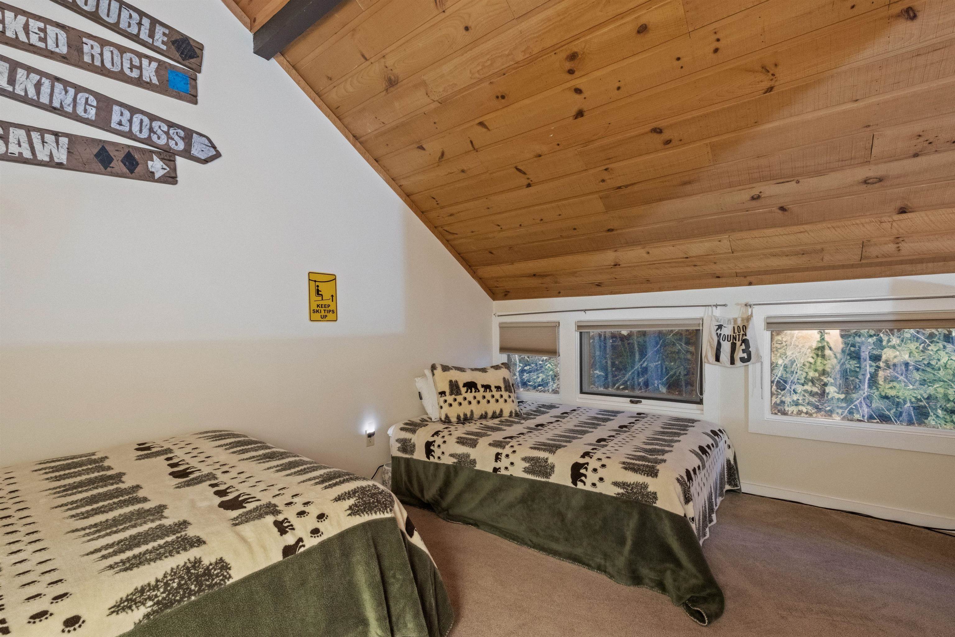 24 Hardwood Ridge Road Unit: 1