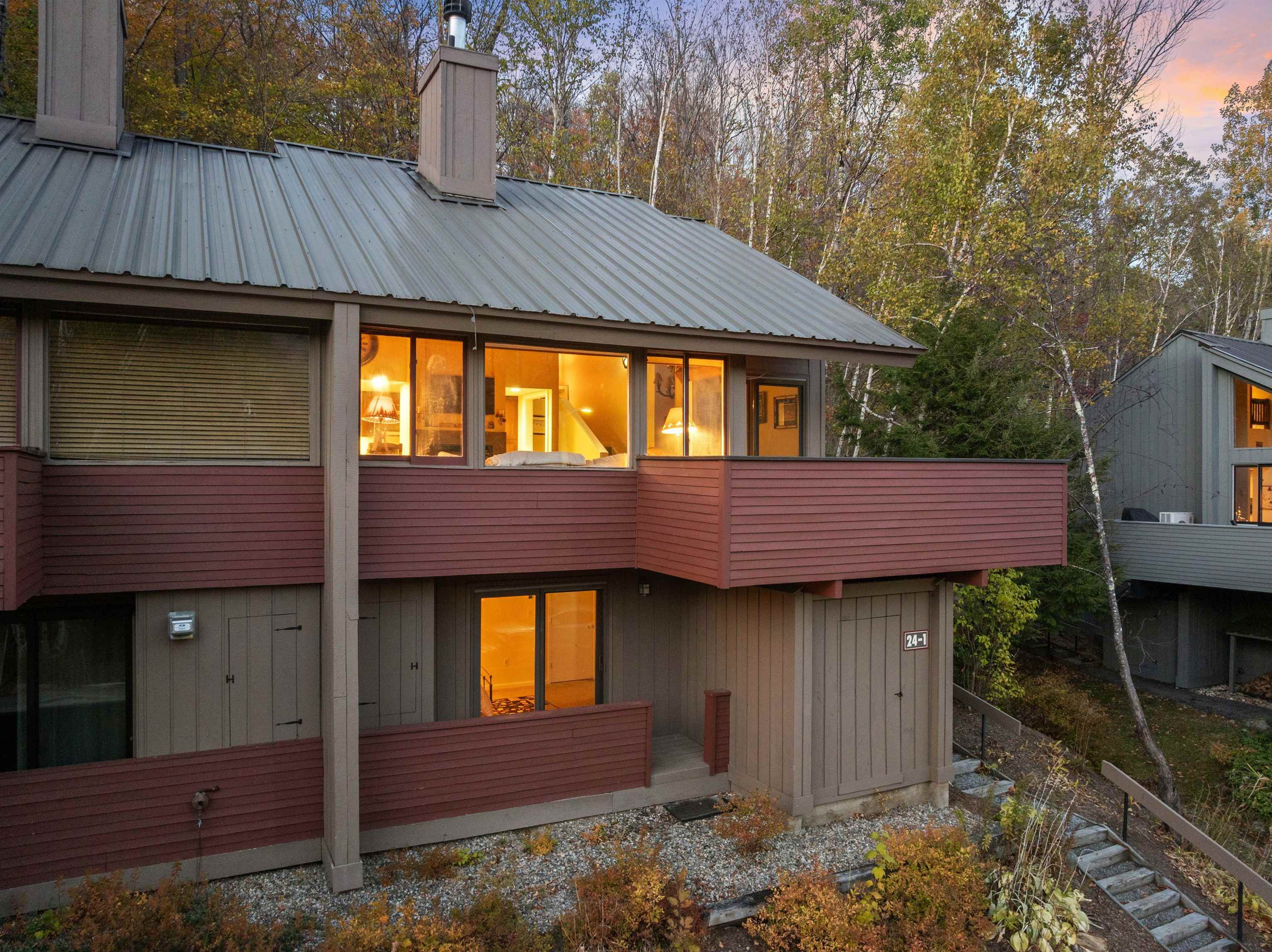 24 Hardwood Ridge Road Unit: 1