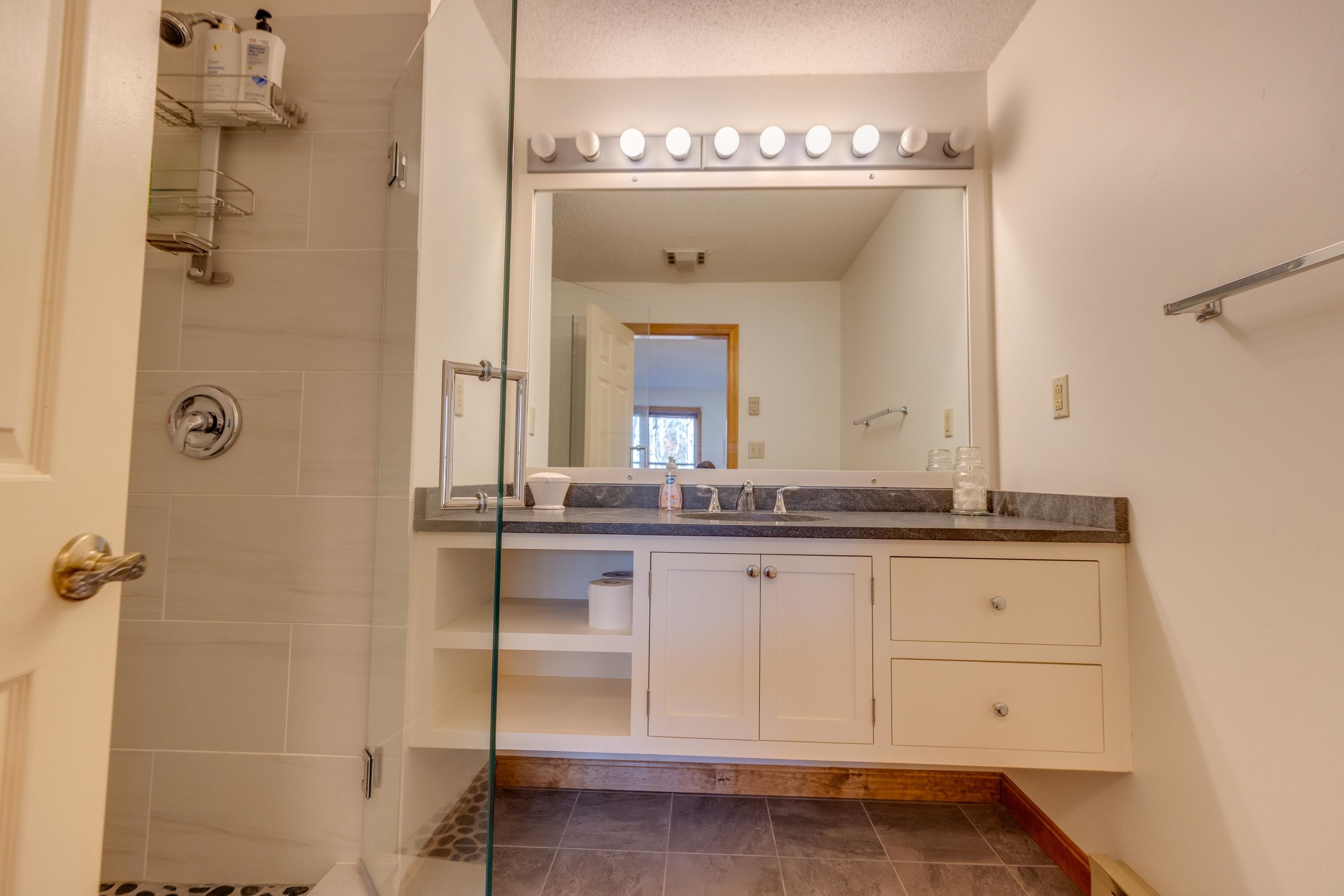 45 Riverfront Drive Unit: 242