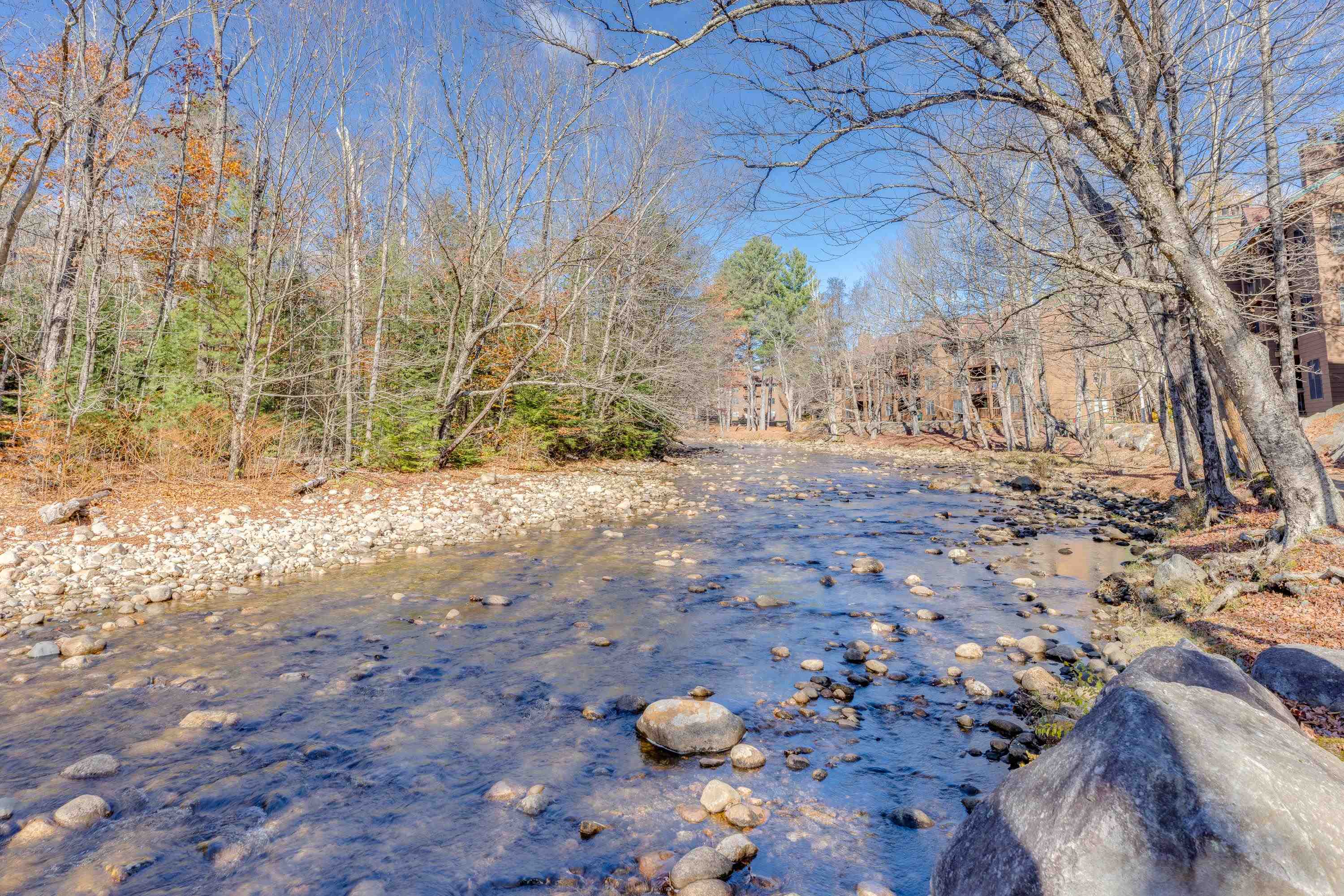 45 Riverfront Drive Unit: 242