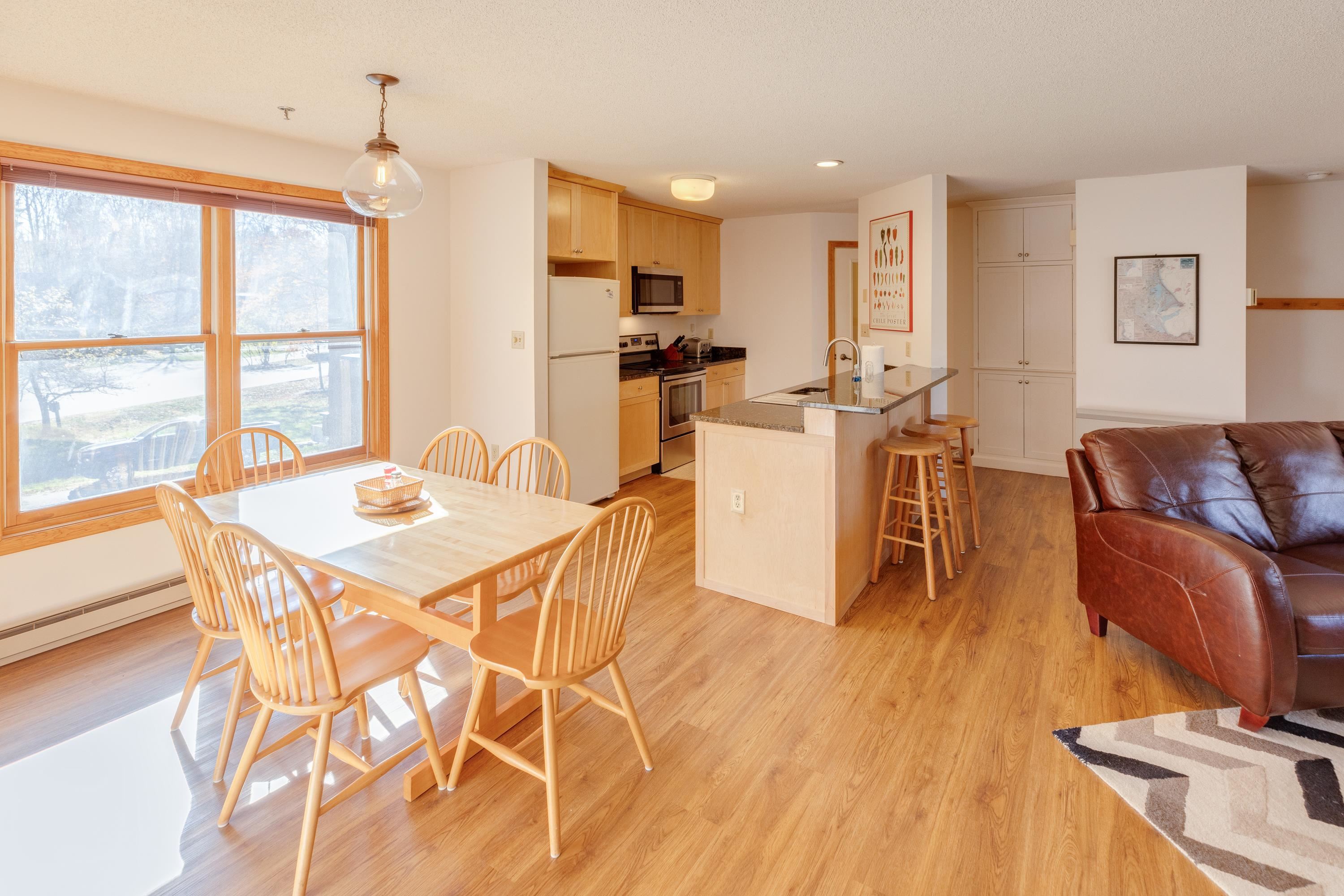 45 Riverfront Drive Unit: 242