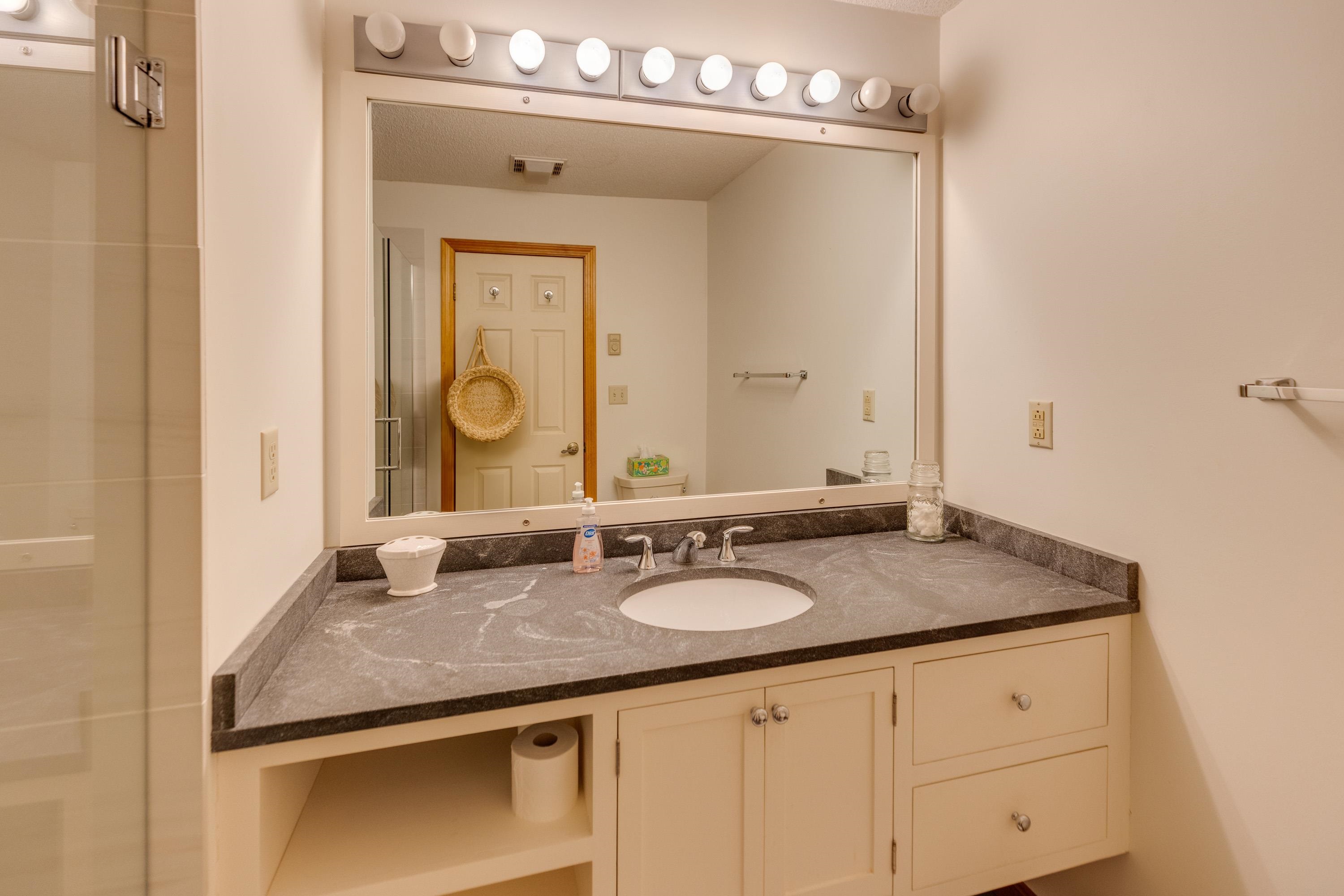 45 Riverfront Drive Unit: 242