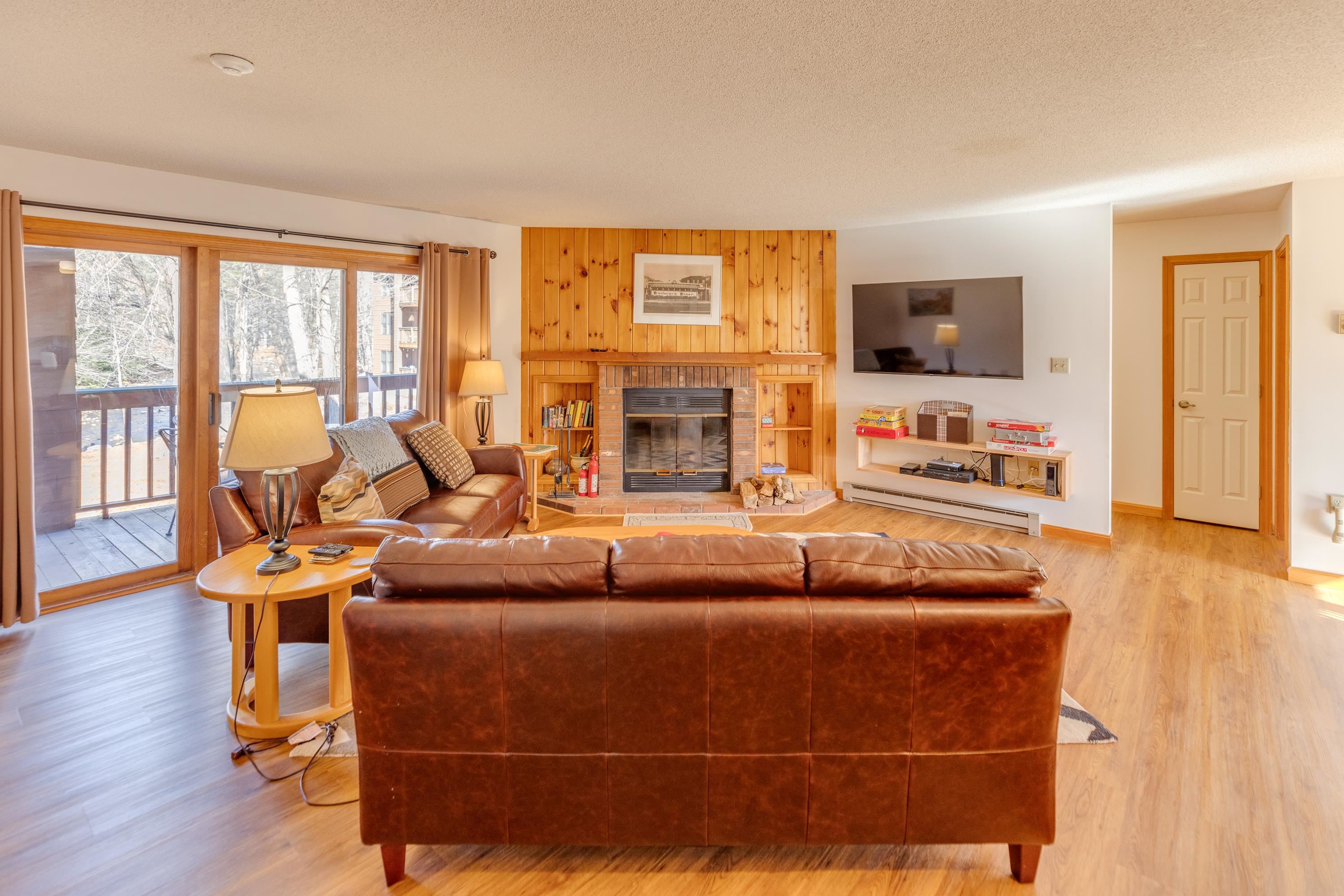 45 Riverfront Drive Unit: 242