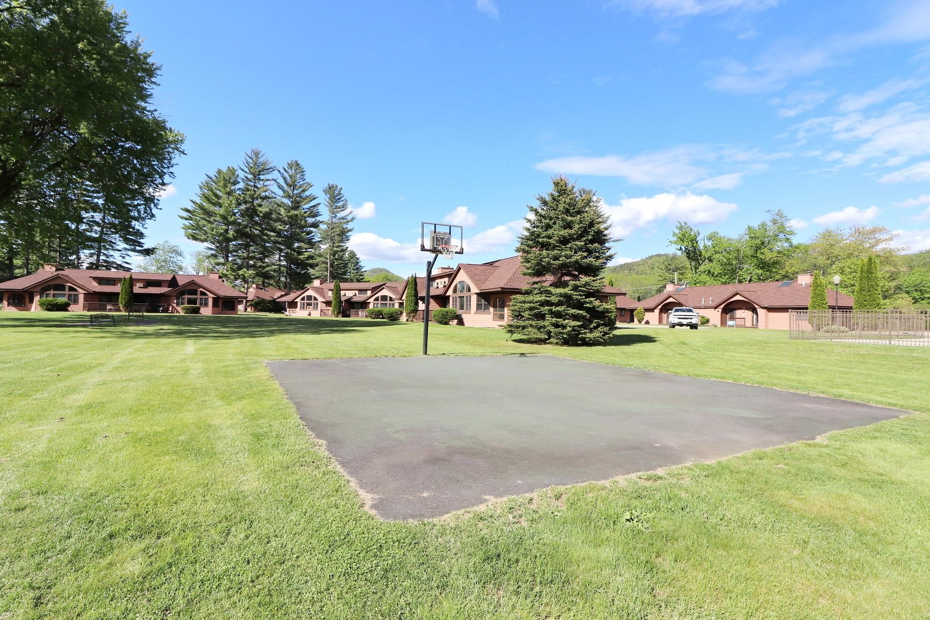 4 Jack O'Lantern Drive Unit: 31