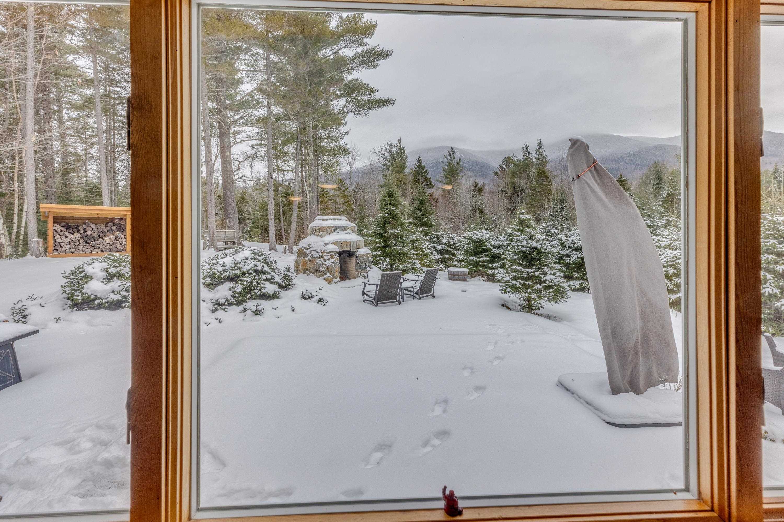 1591 Easton Valley Road