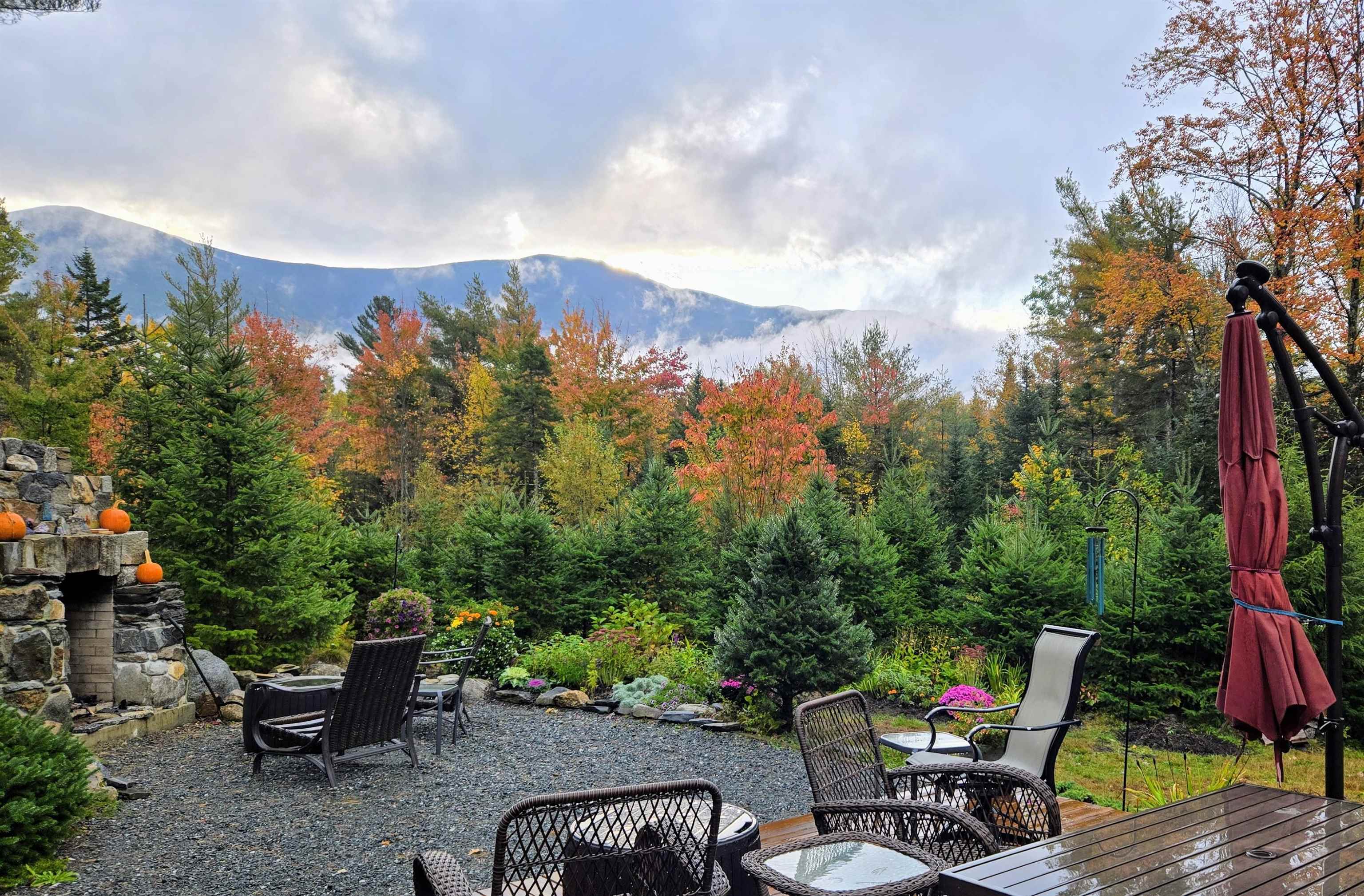 1591 Easton Valley Road