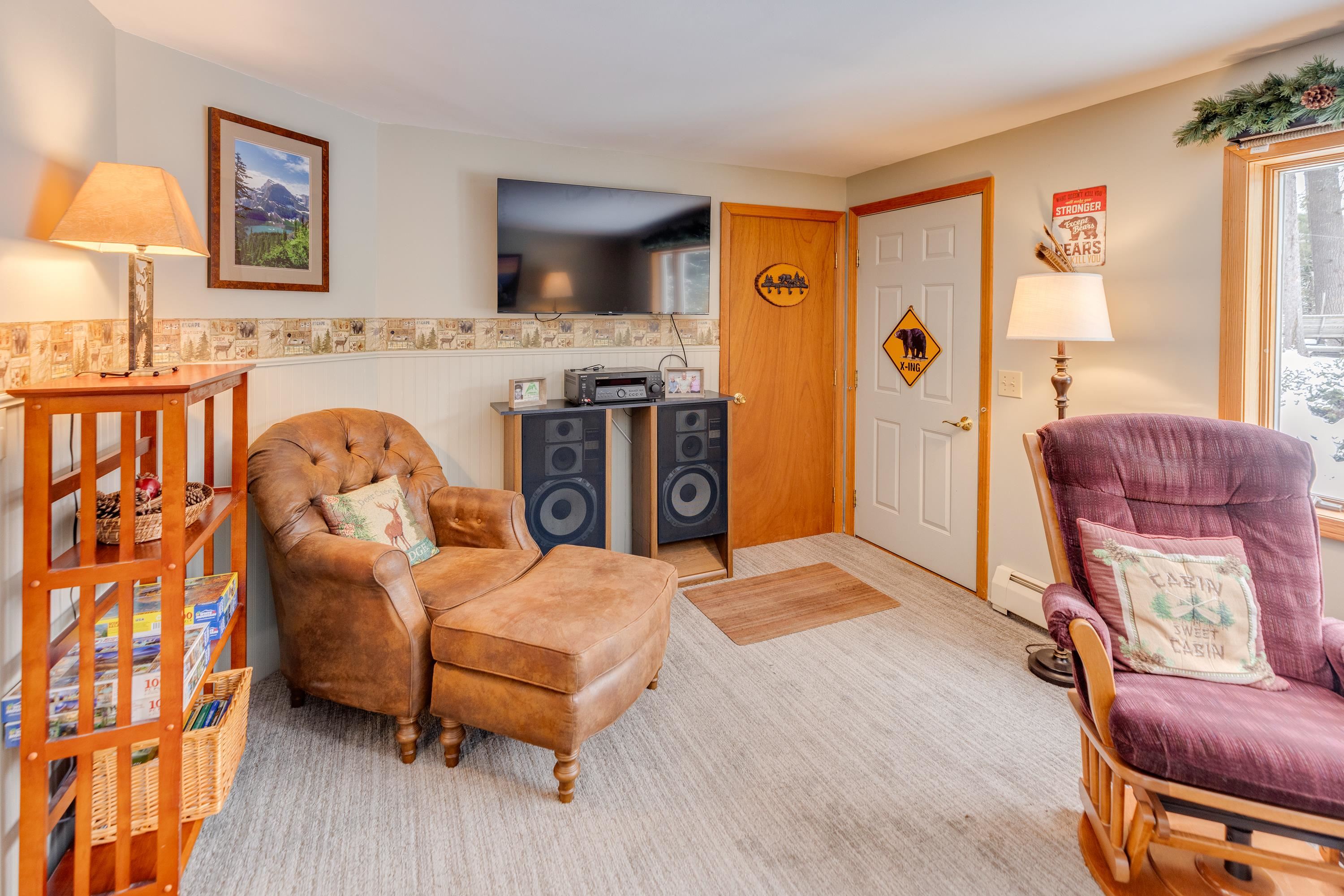 1591 Easton Valley Road