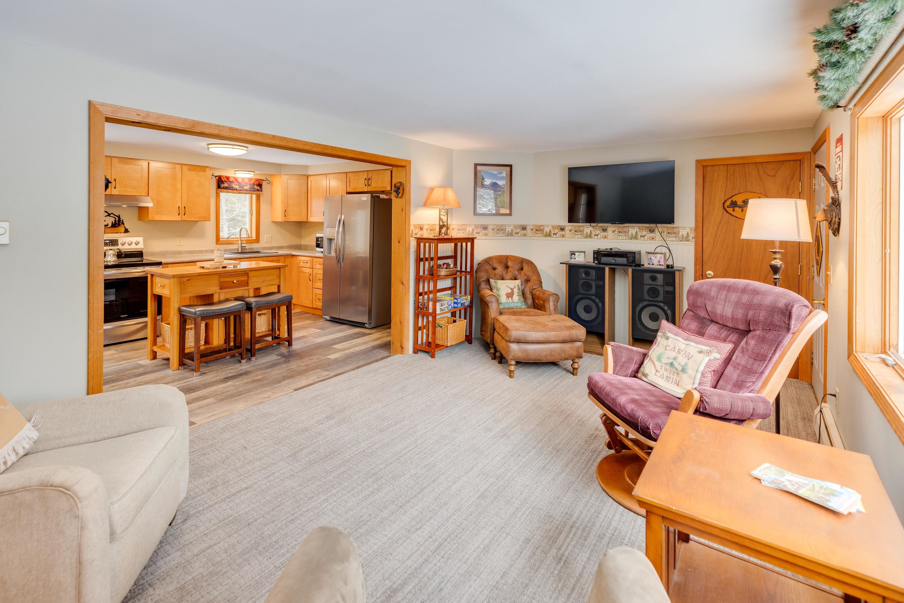 1591 Easton Valley Road