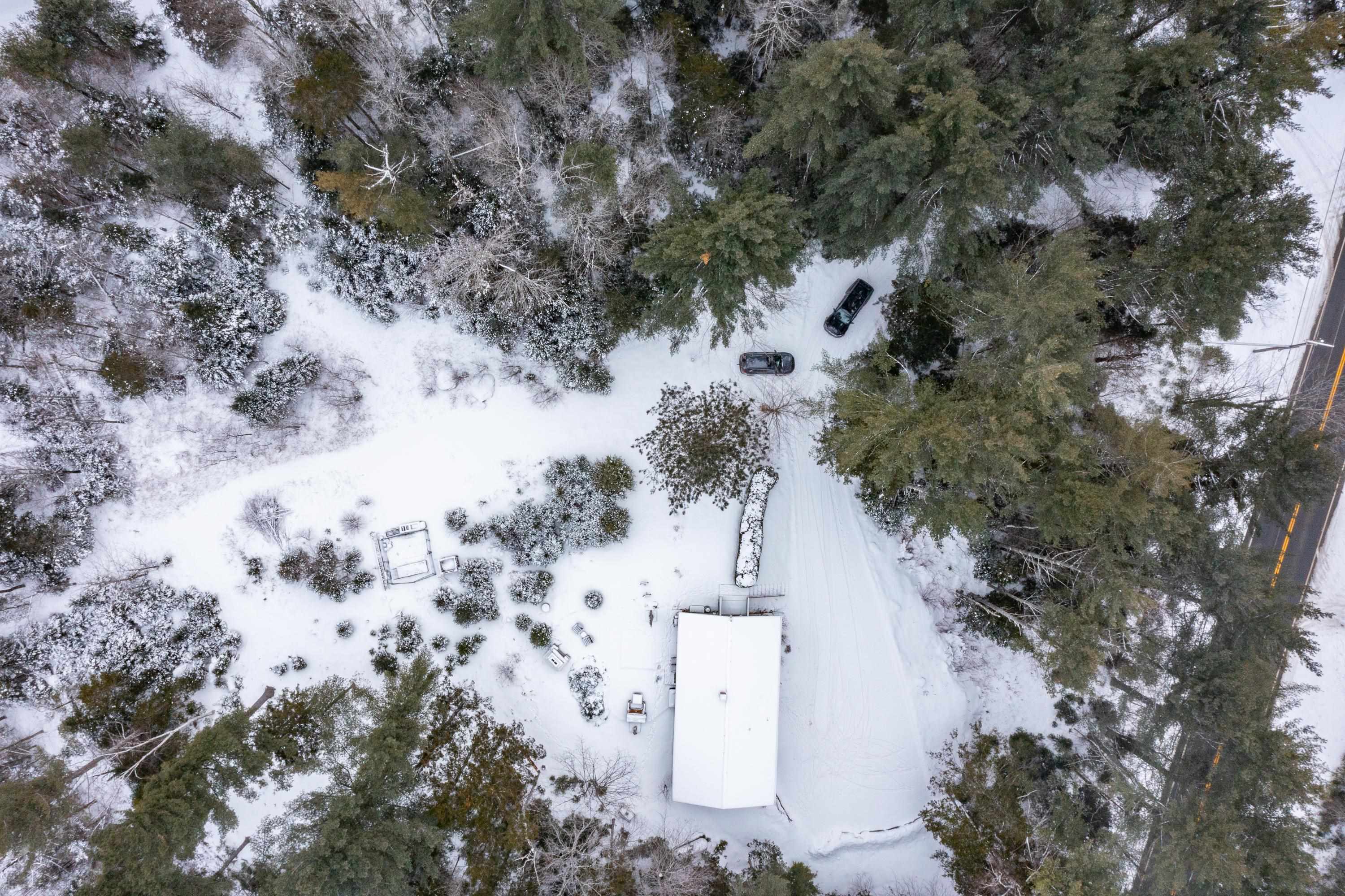 1591 Easton Valley Road