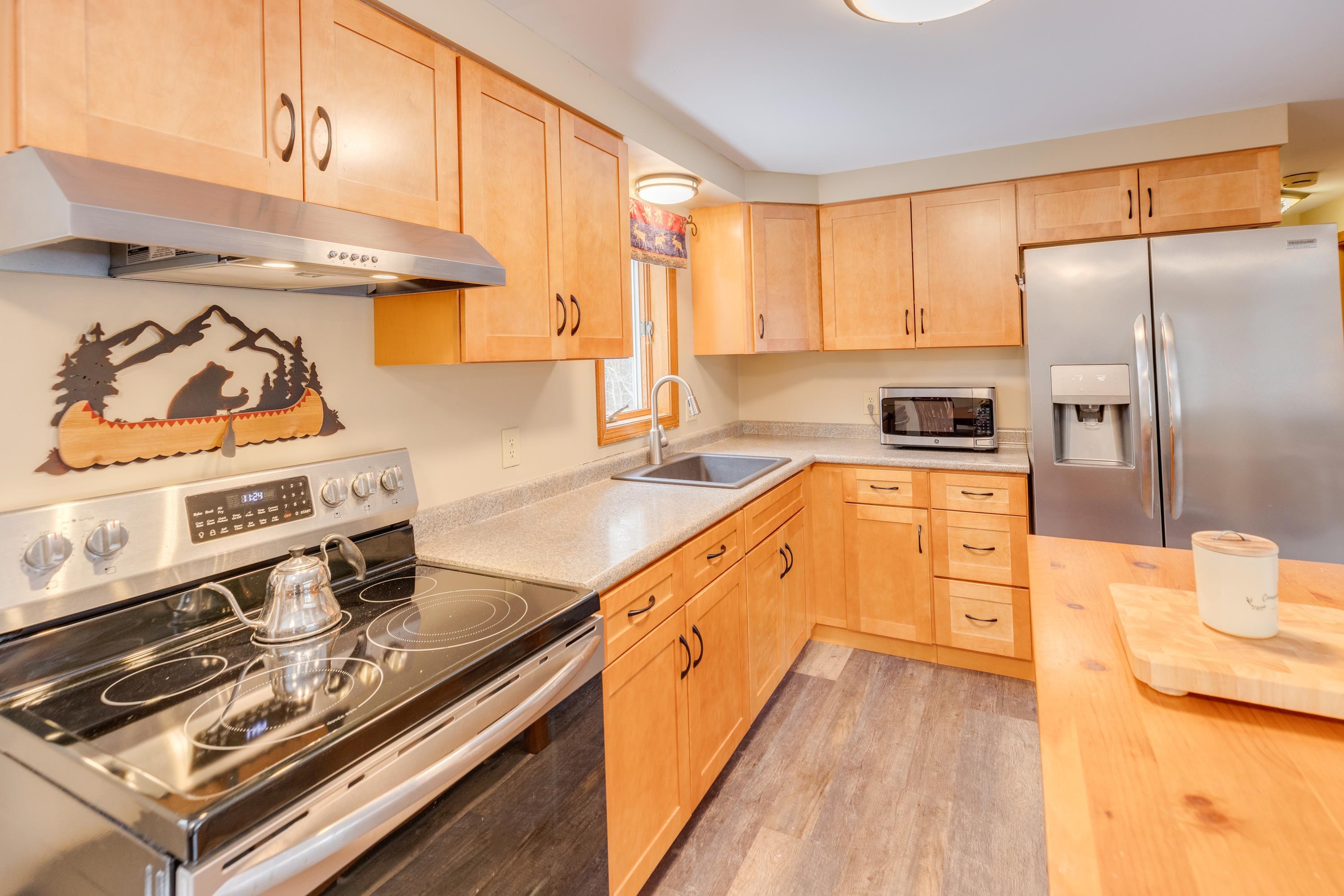 1591 Easton Valley Road