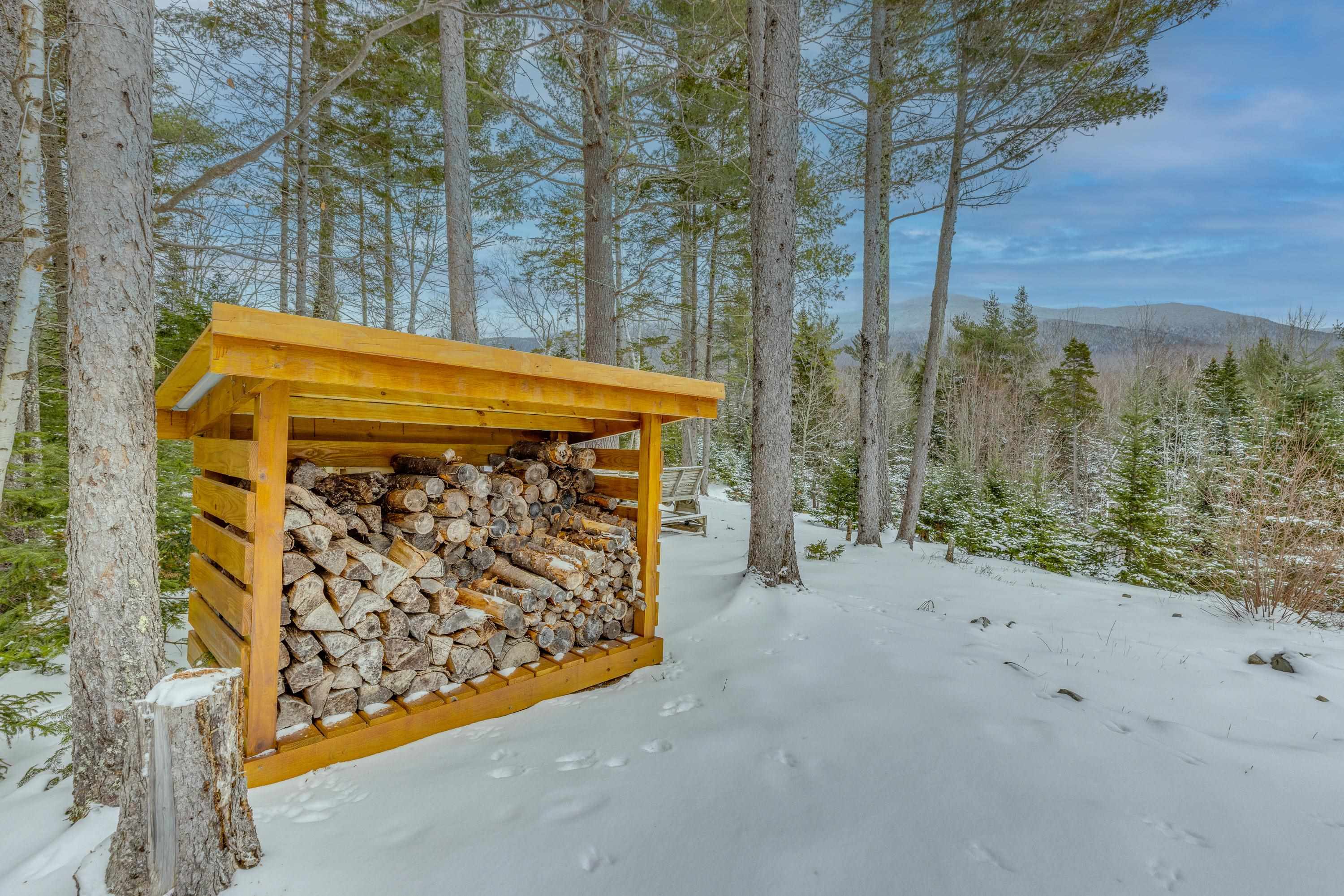 1591 Easton Valley Road