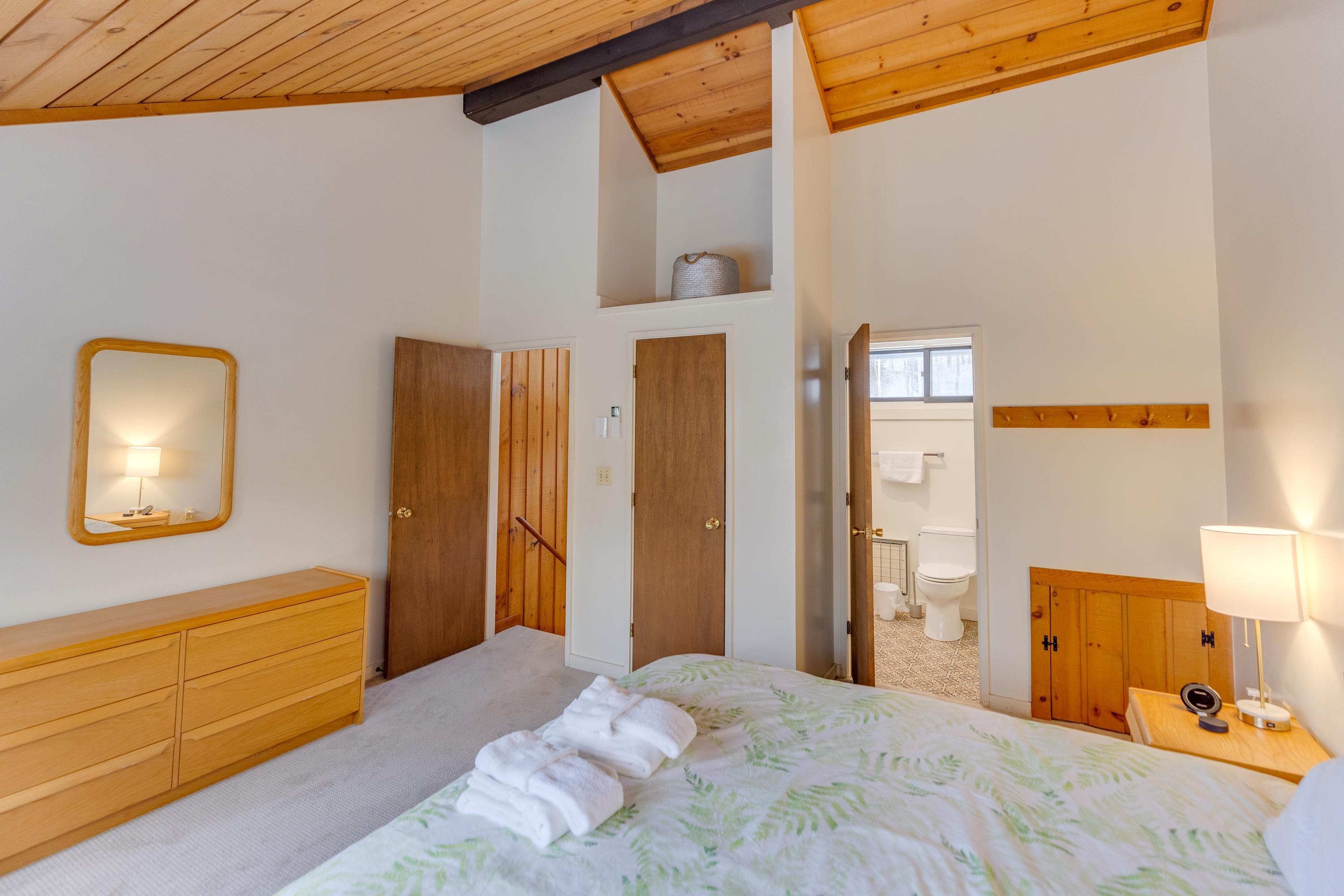 81 Clearbrook Road Unit: 2