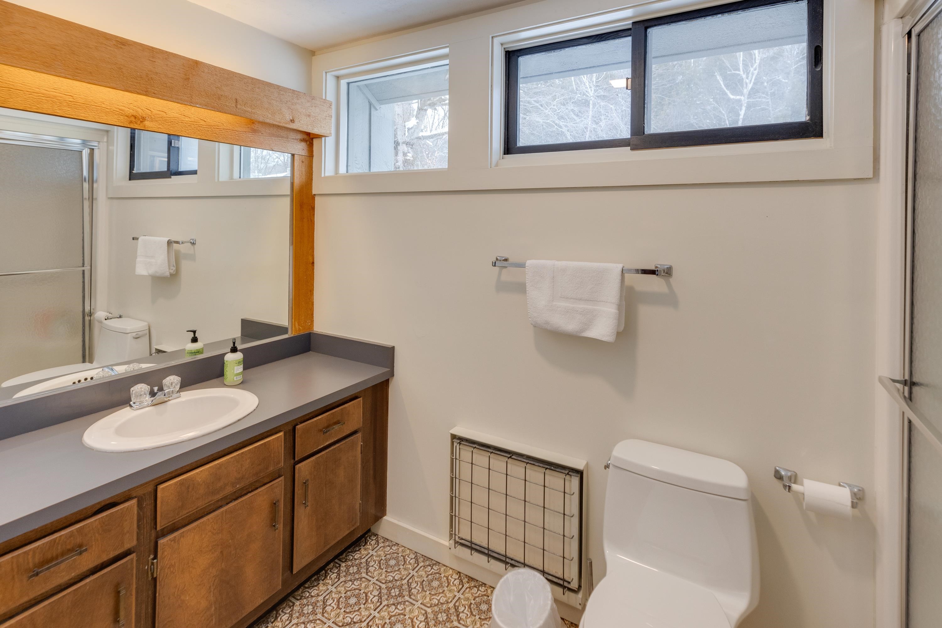 81 Clearbrook Road Unit: 2