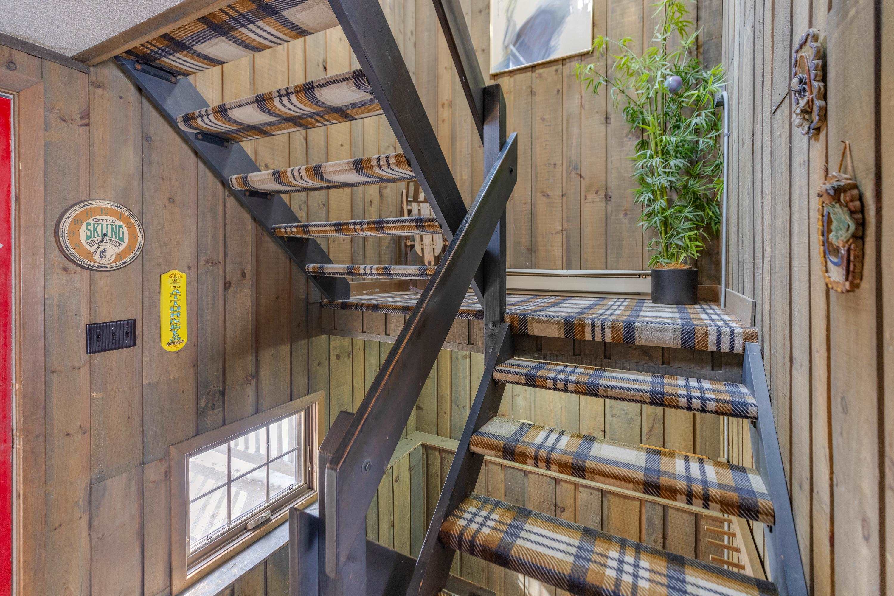 112 Kernwood Drive Unit: 12