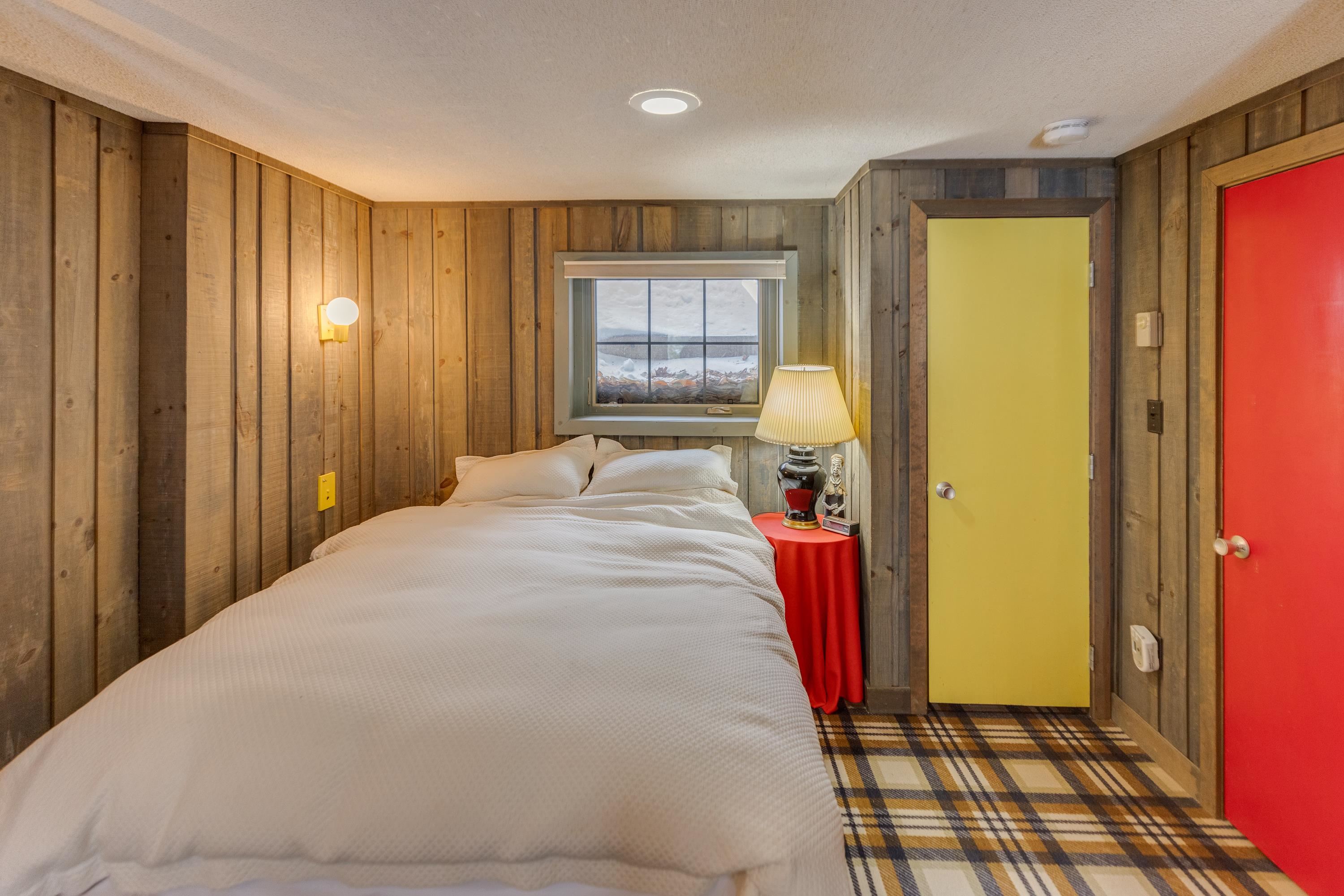 112 Kernwood Drive Unit: 12