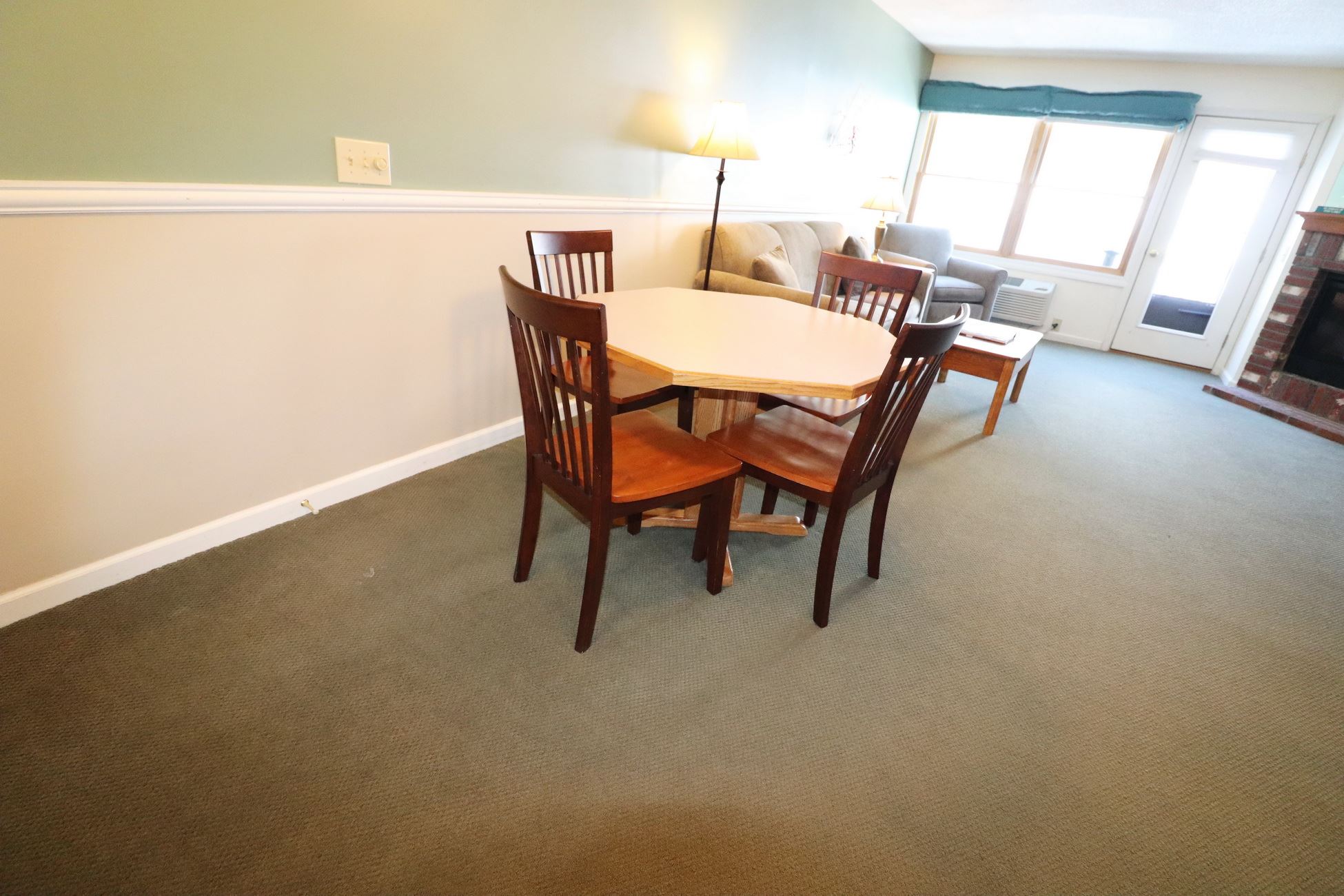 156 Deer Park Drive Unit: 128T D