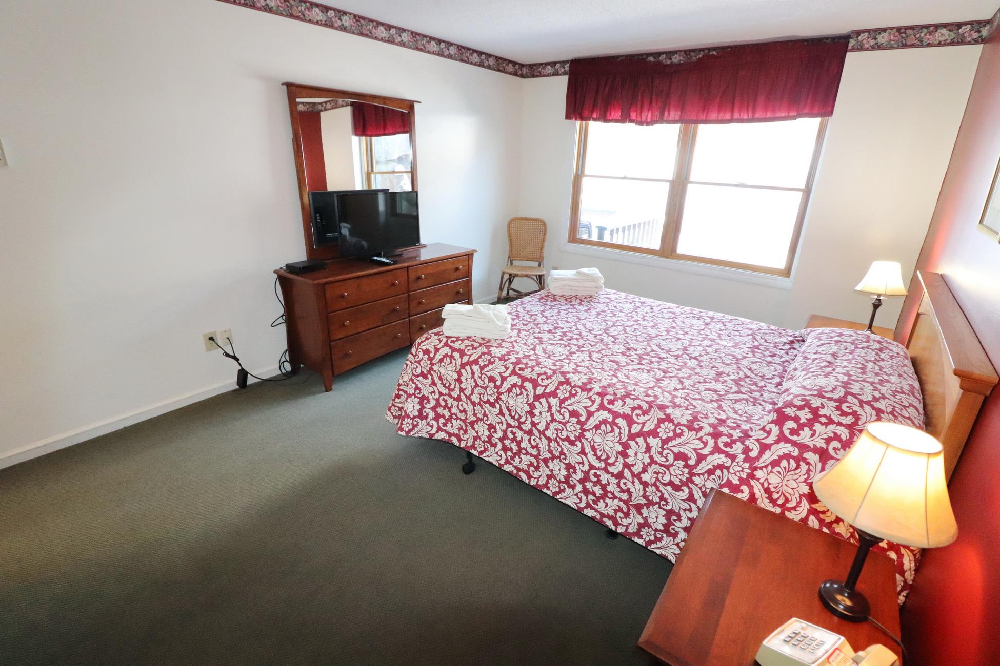 156 Deer Park Drive Unit: 128T D